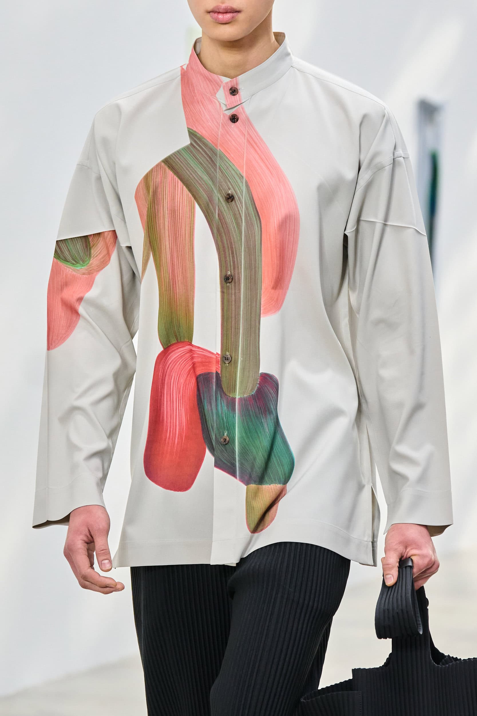 Homme Plisse Issey Miyake Fall 2024 Men’s Fashion Show Details