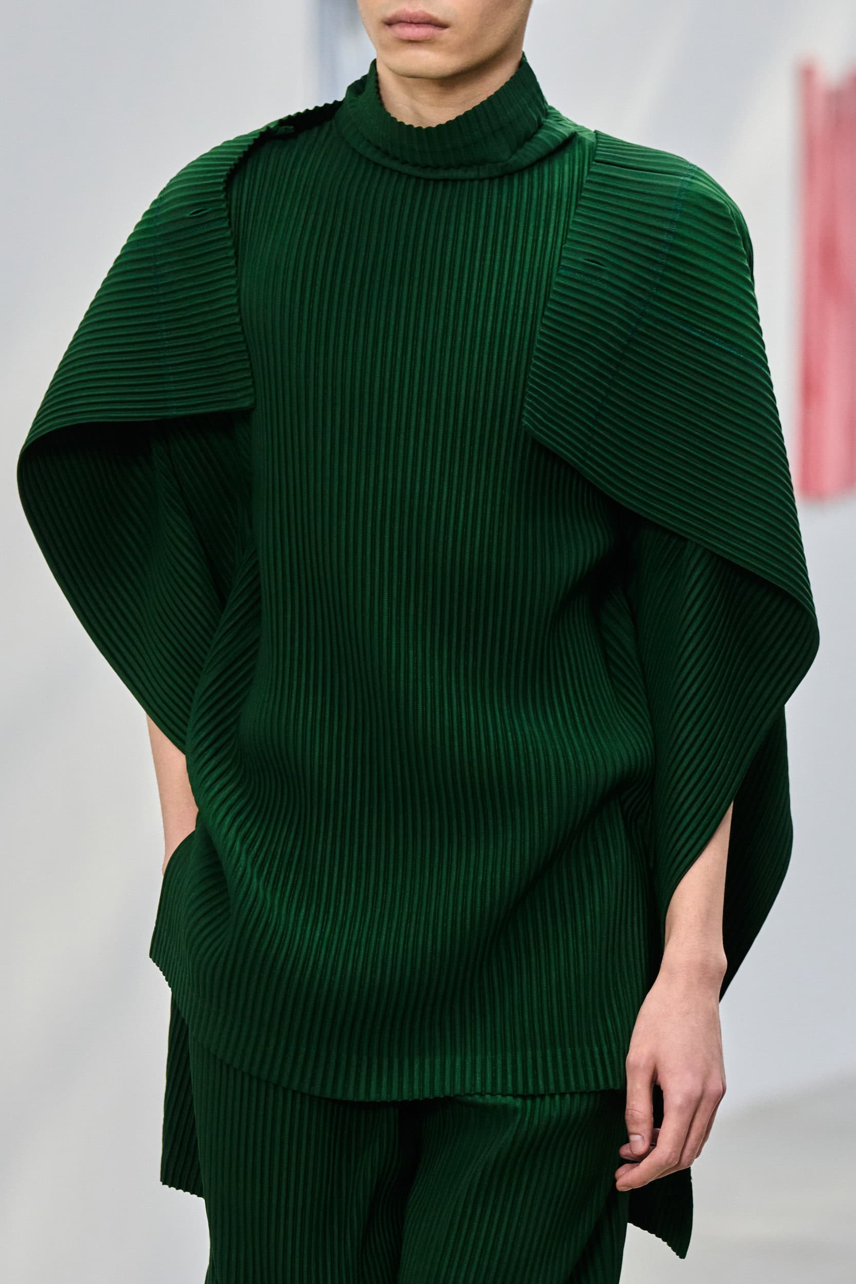 Homme Plisse Issey Miyake Fall 2024 Men’s Fashion Show Details