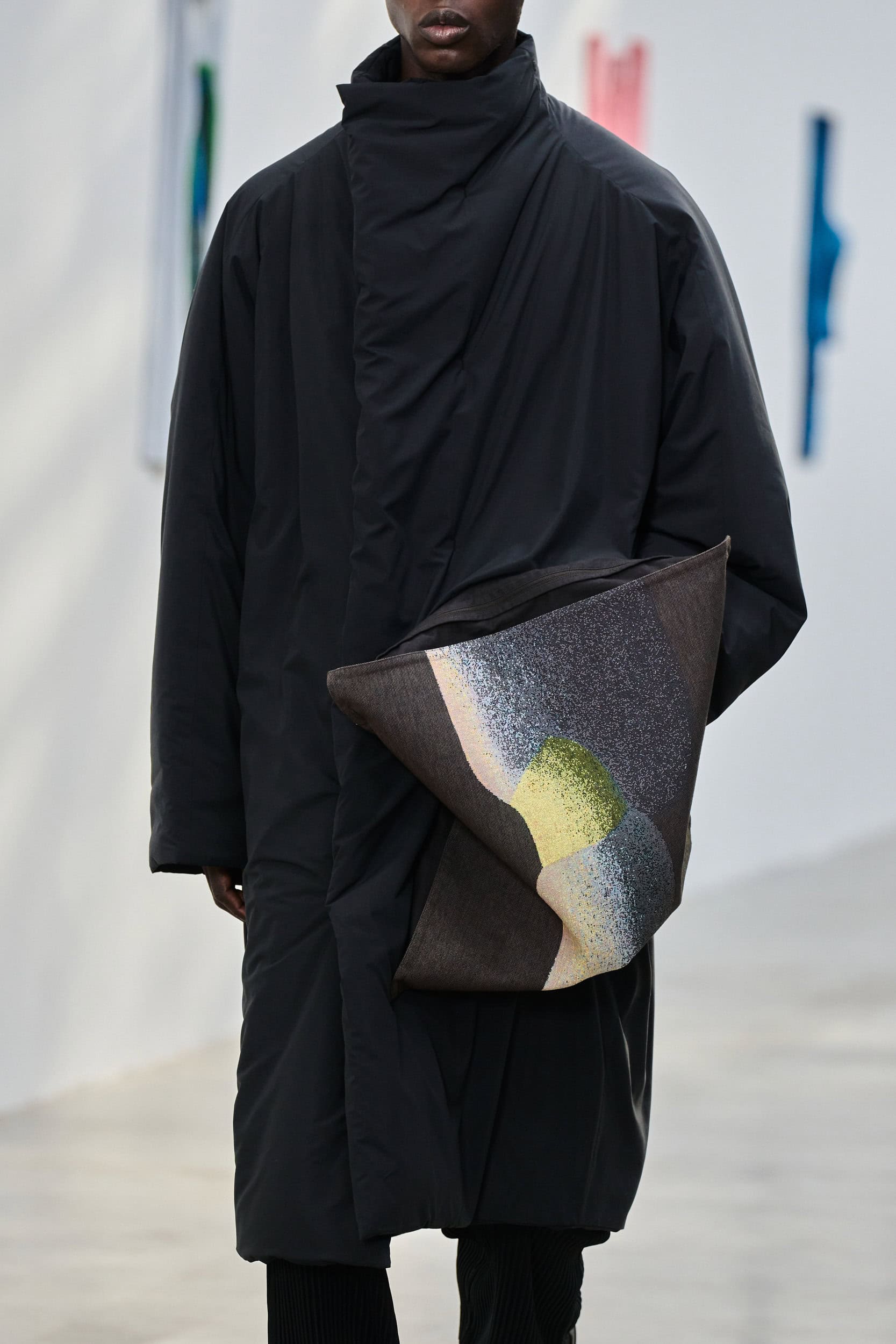 Homme Plisse Issey Miyake Fall 2024 Men’s Fashion Show Details