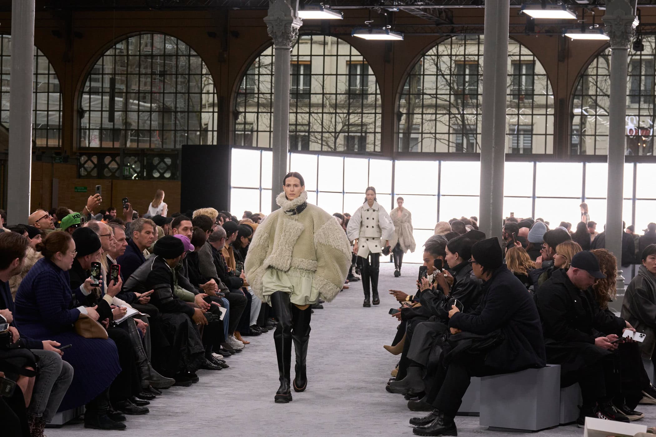 Sacai Fall 2024 Men’s Fashion Show Atmosphere