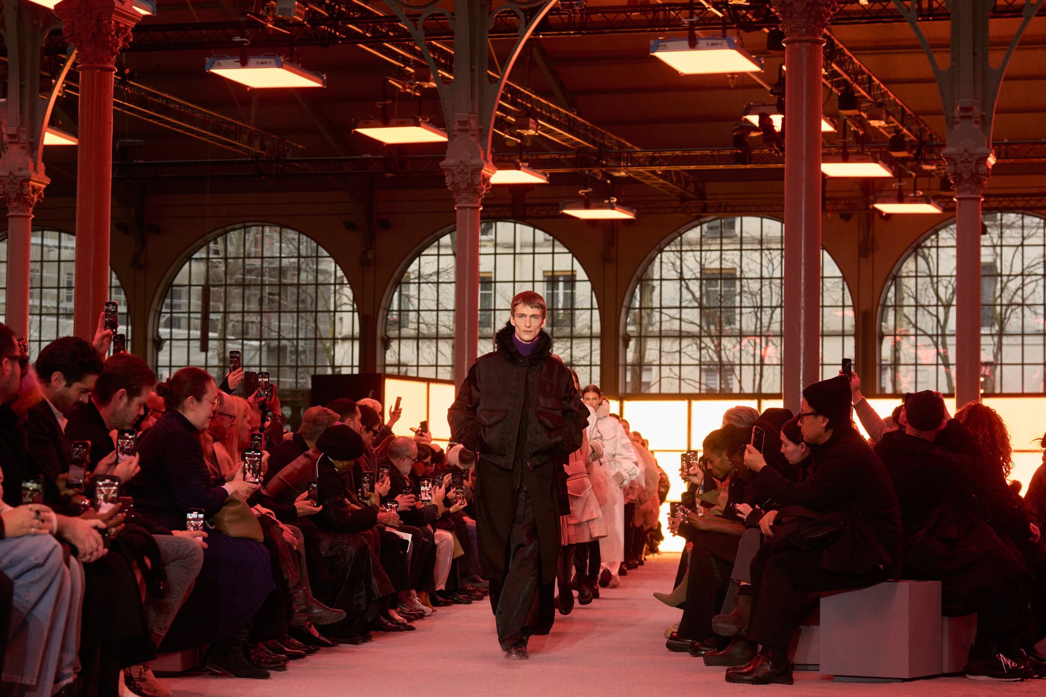 Sacai Fall 2024 Men’s Fashion Show Atmosphere
