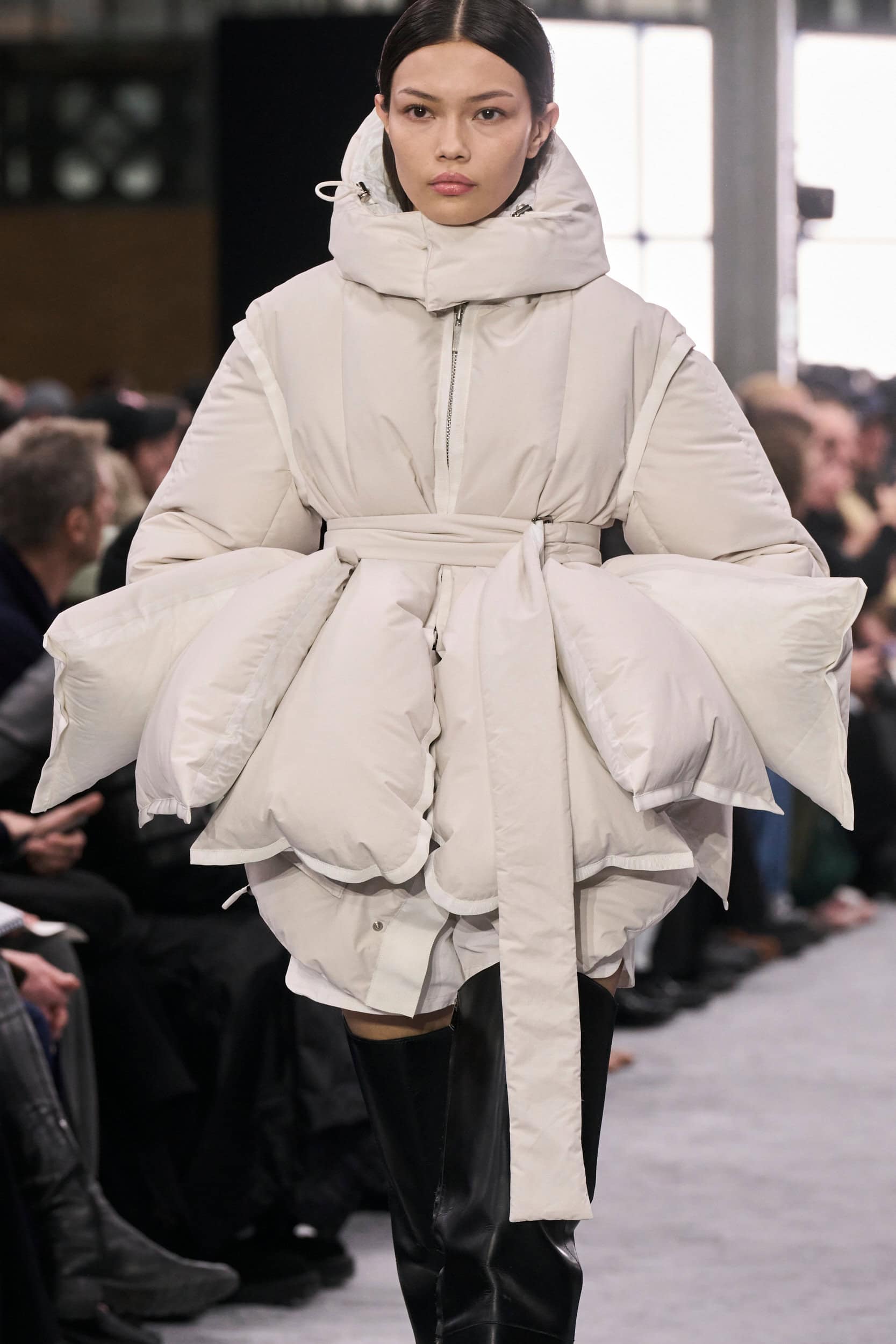 Sacai Fall 2024 Men’s Fashion Show Details