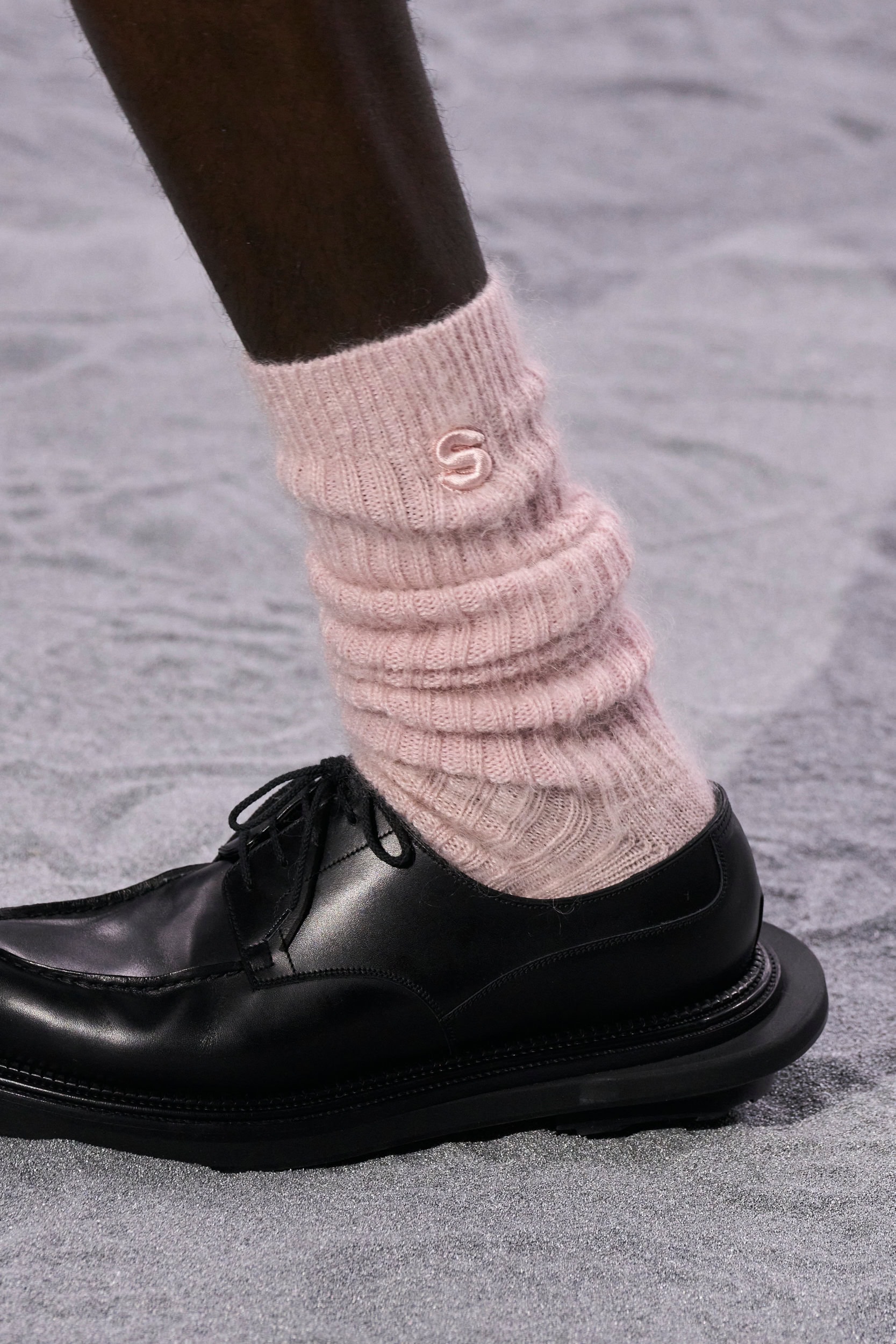 Sacai Fall 2024 Men’s Fashion Show Details