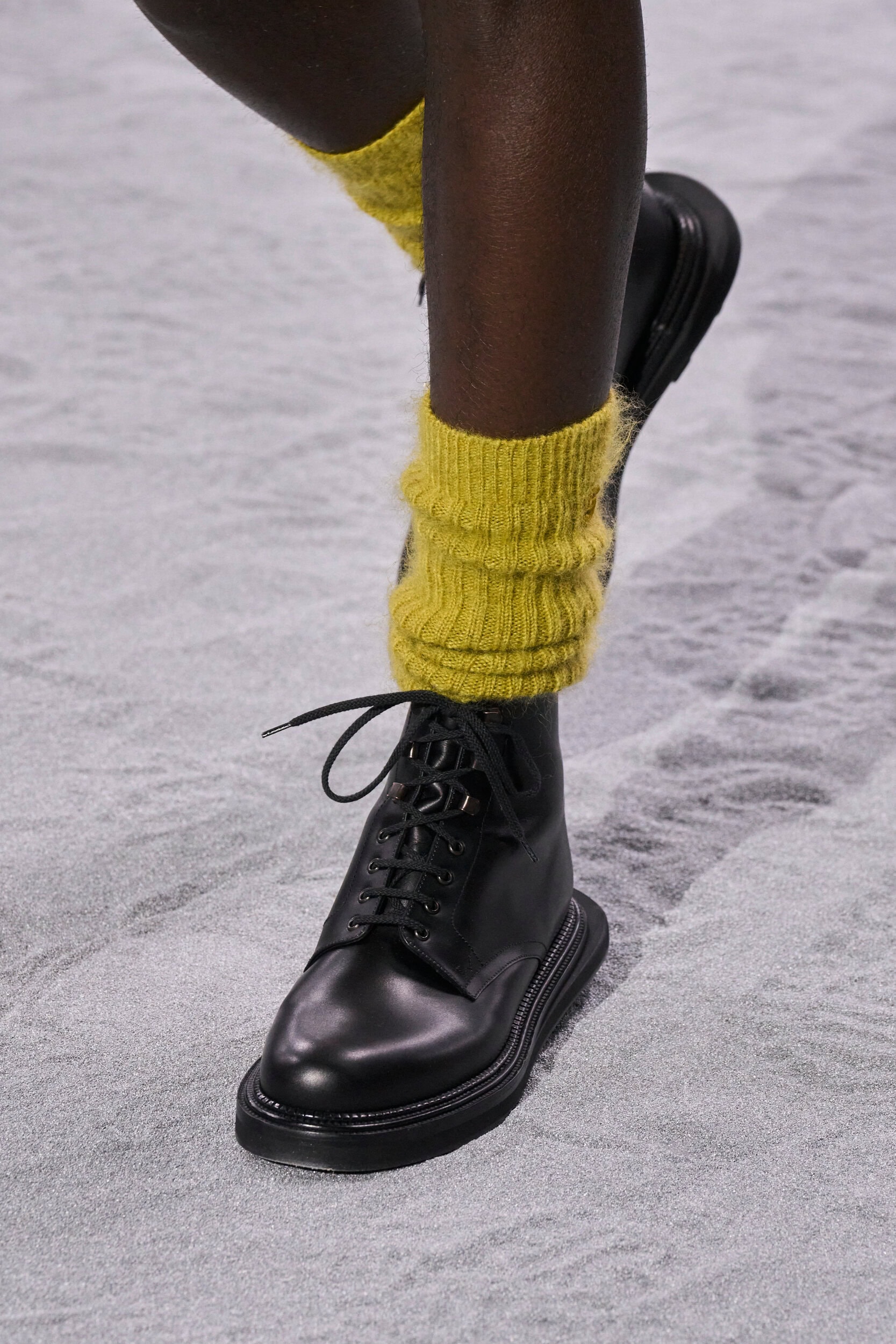 Sacai Fall 2024 Men’s Fashion Show Details