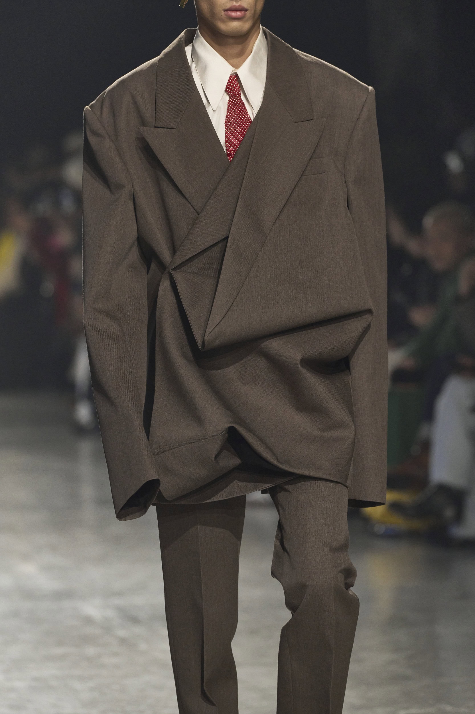 Sean Suen Fall 2024 Men’s Fashion Show Details