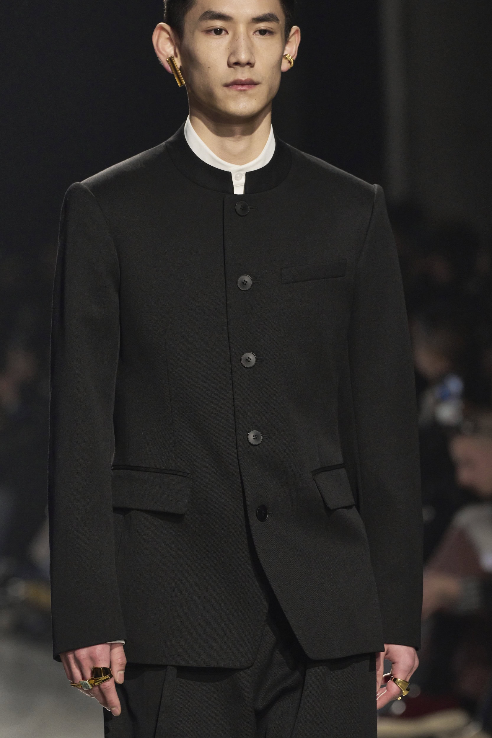 Sean Suen Fall 2024 Men’s Fashion Show Details