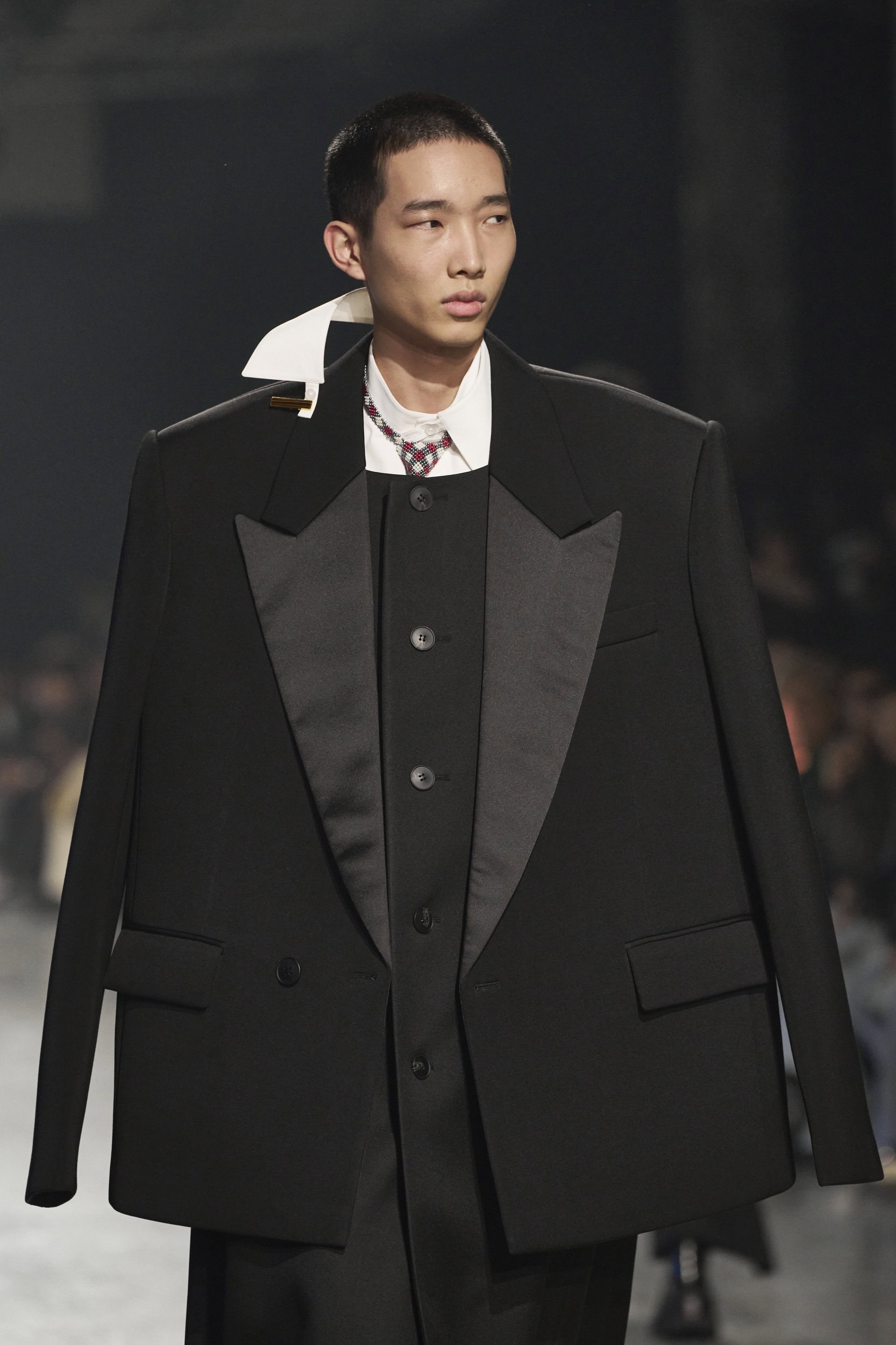 Sean Suen Fall 2024 Men’s Fashion Show Details