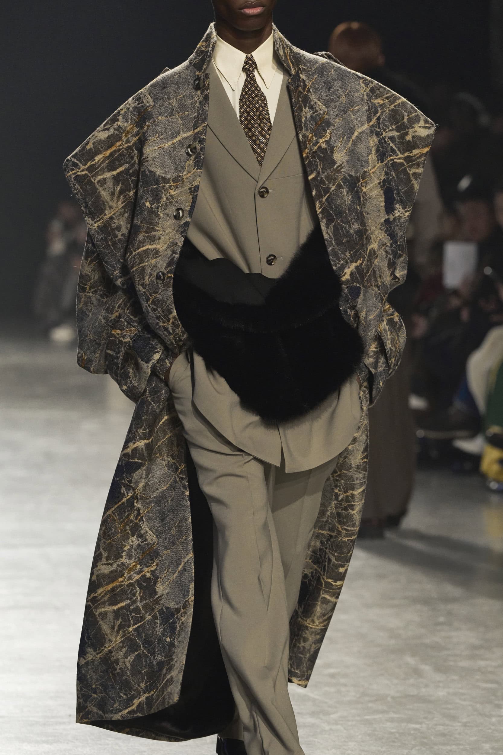 Sean Suen Fall 2024 Men’s Fashion Show Details