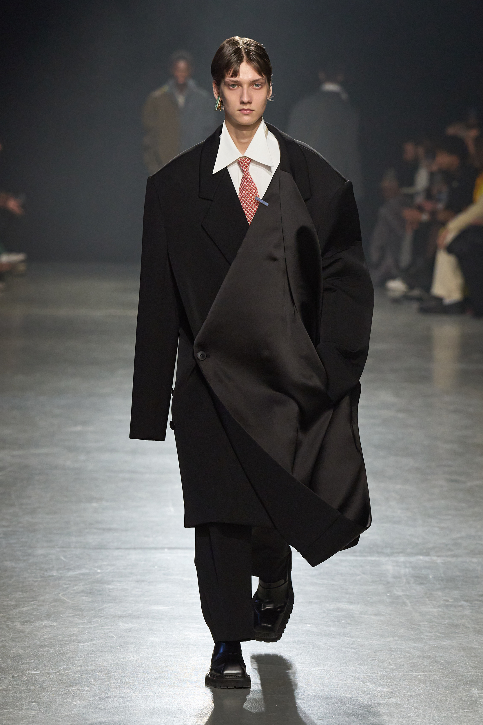 Sean Suen Fall 2024 Men’s Fashion Show