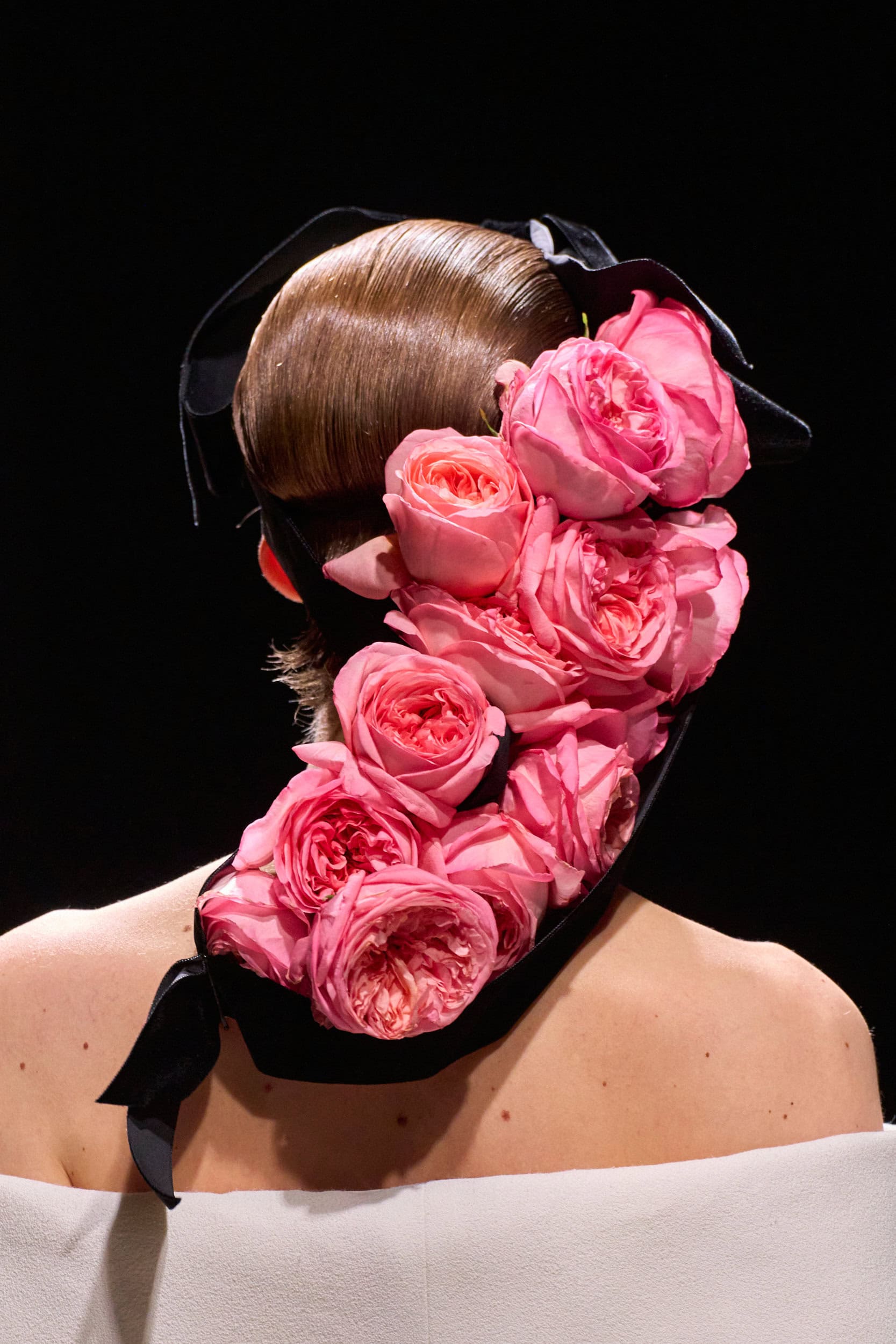 Giambattista Valli Spring 2024 Couture Fashion Show Details
