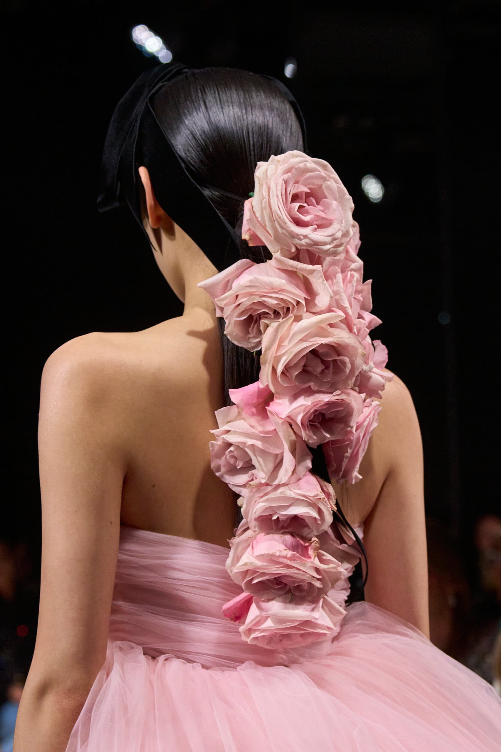 Giambattista Valli Spring 2024 Couture Fashion Show Details