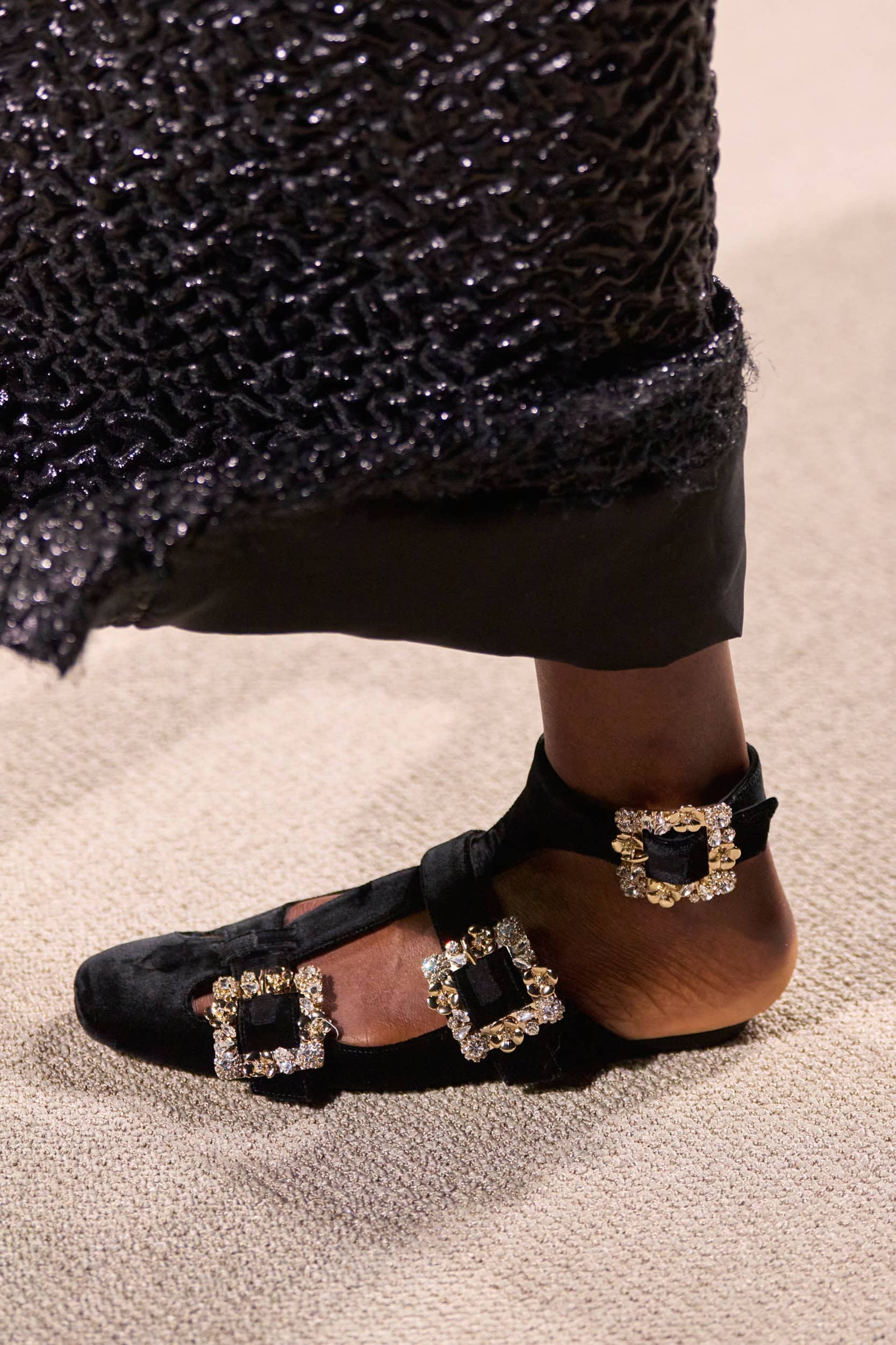 Giambattista Valli Spring 2024 Couture Fashion Show Details