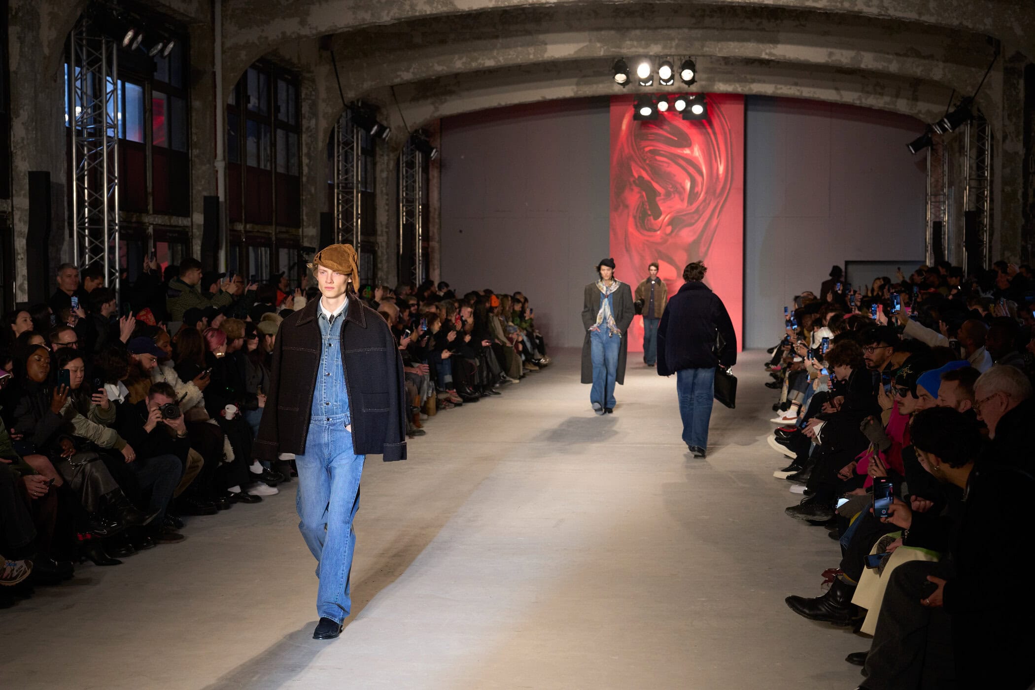Wooyoungmi Fall 2024 Men’s Fashion Show Atmosphere