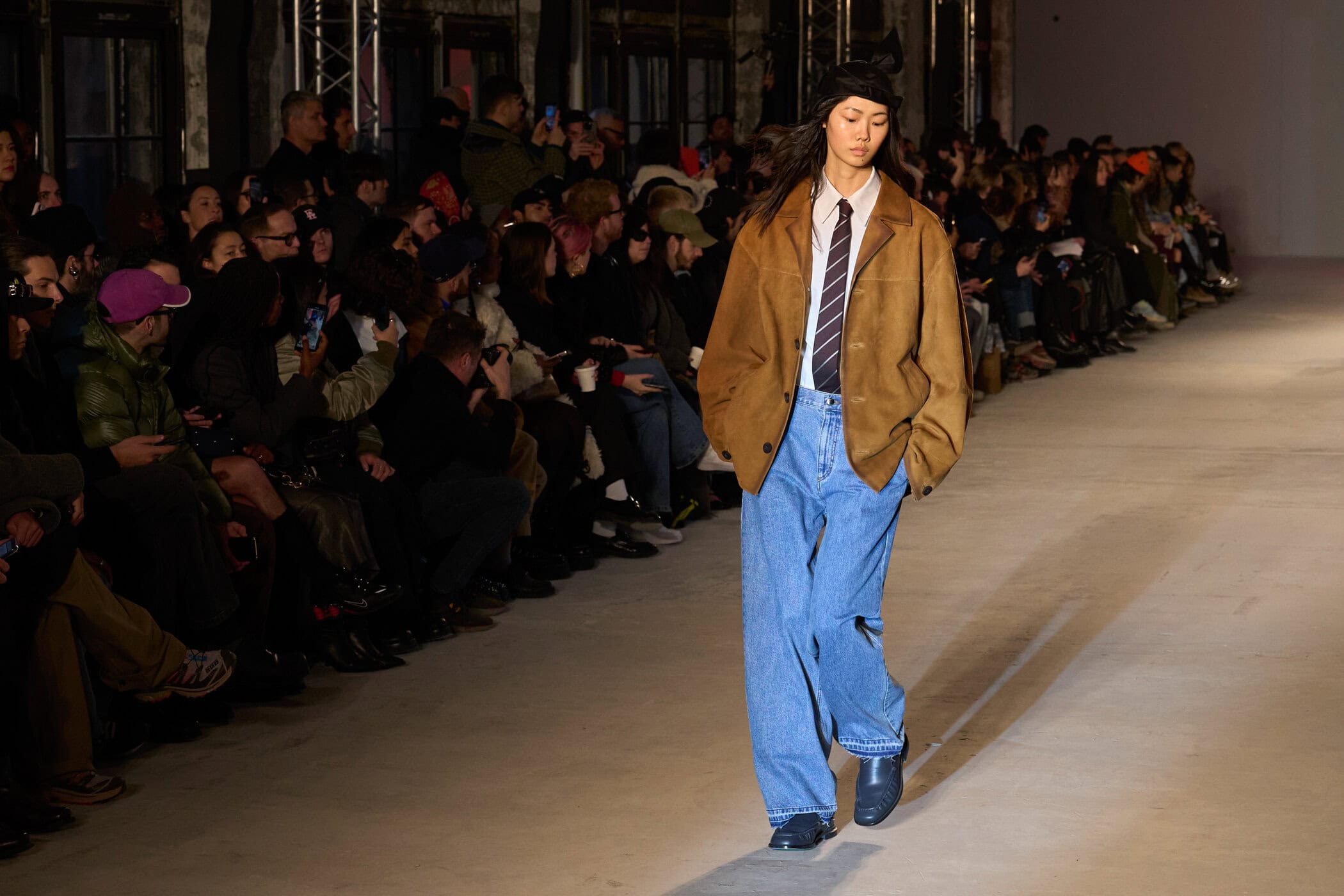 Wooyoungmi Fall 2024 Men’s Fashion Show Atmosphere