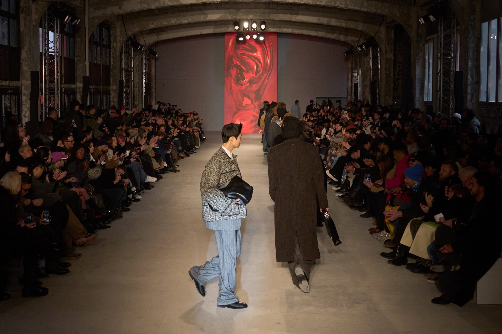 Wooyoungmi Fall 2024 Men’s Fashion Show Atmosphere