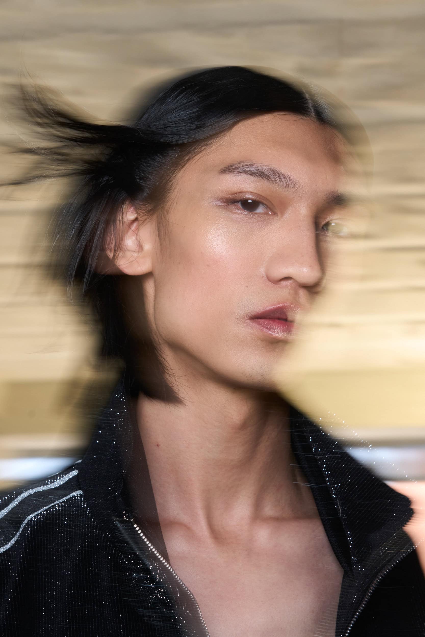 Wooyoungmi Fall 2024 Men’s Fashion Show Backstage