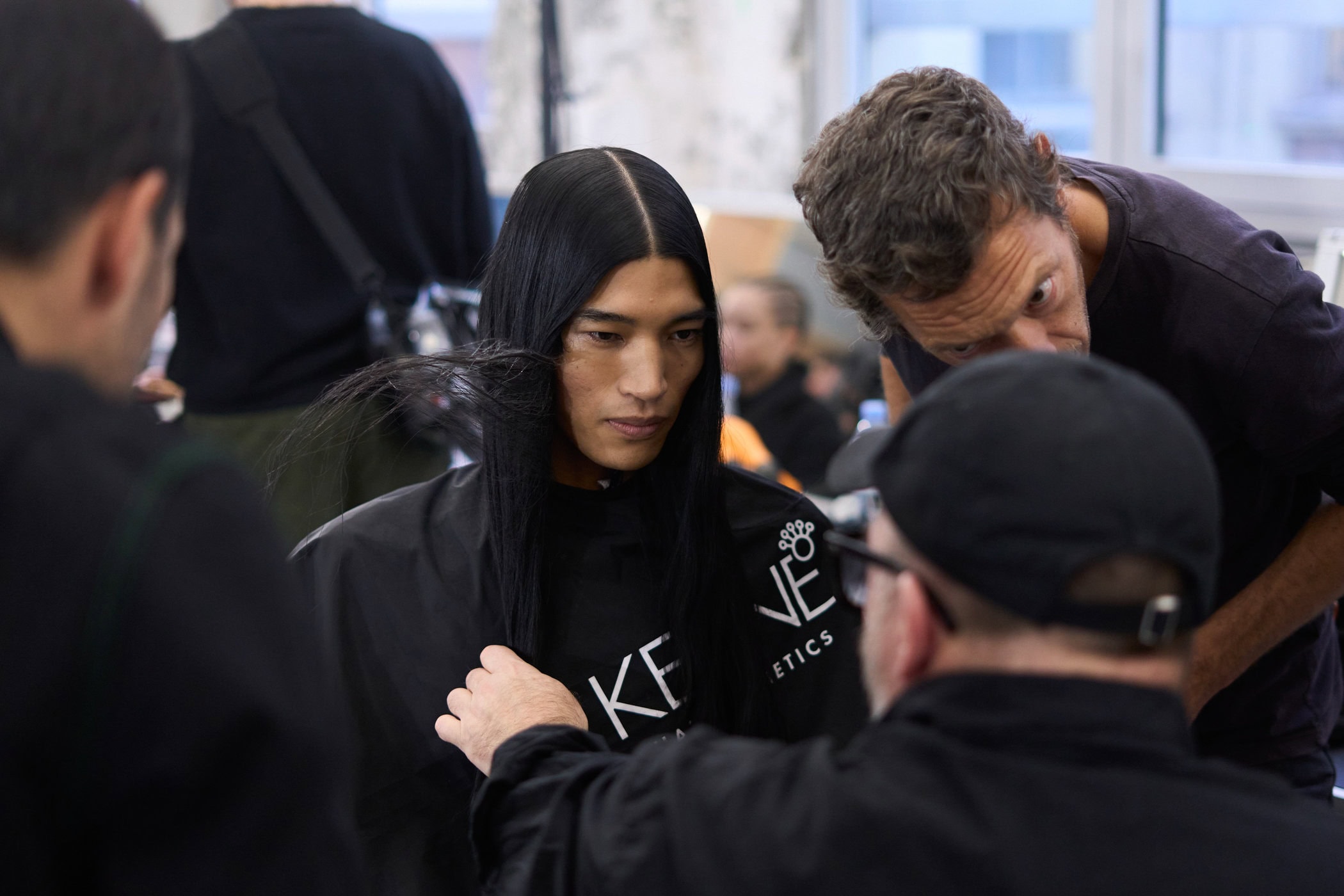 Wooyoungmi Fall 2024 Men’s Fashion Show Backstage