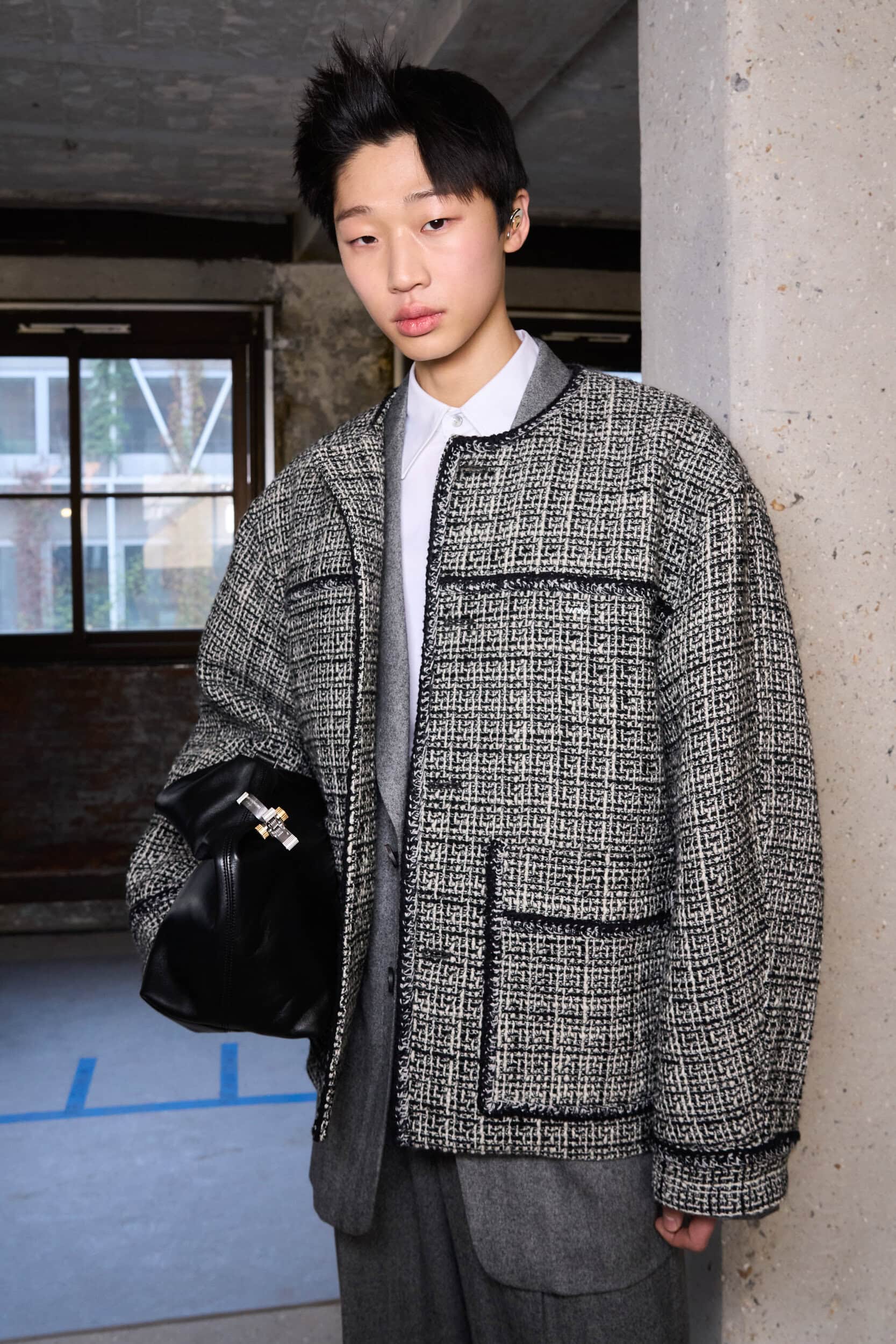 Wooyoungmi Fall 2024 Men’s Fashion Show Backstage
