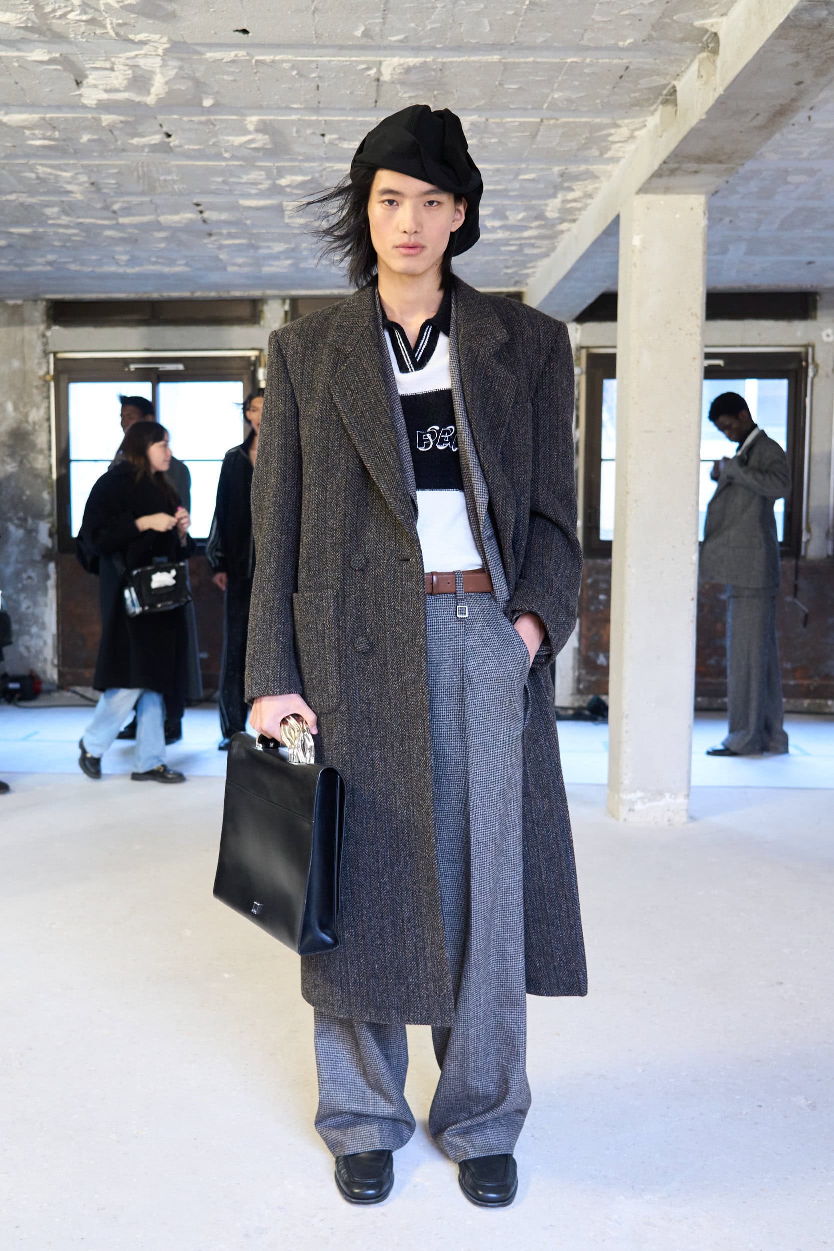 Wooyoungmi Fall 2024 Men’s Fashion Show Backstage