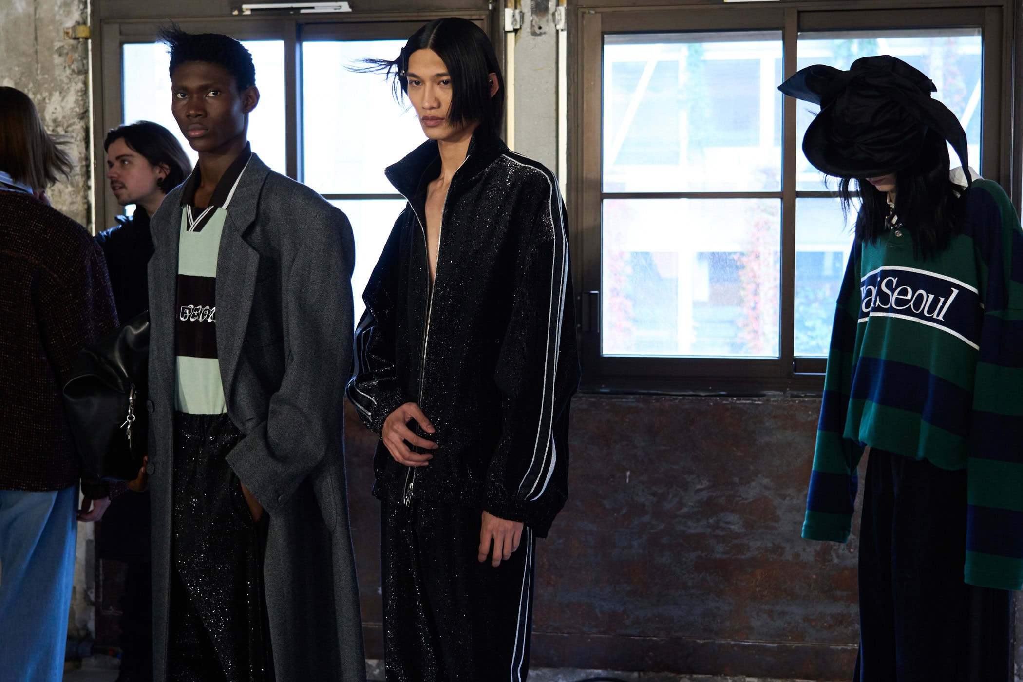 Wooyoungmi Fall 2024 Men’s Fashion Show Backstage