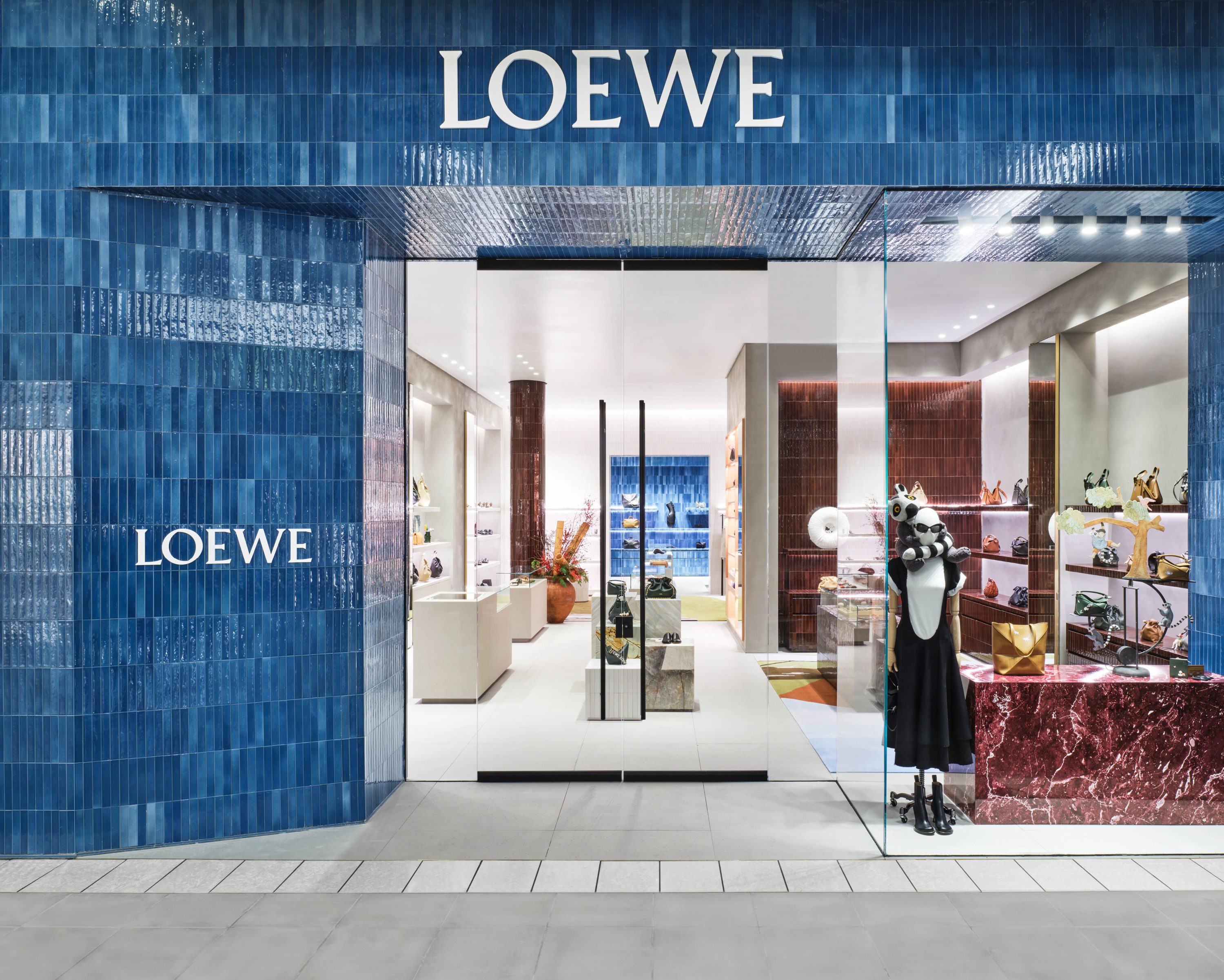 LOEWE Opens San José Store
