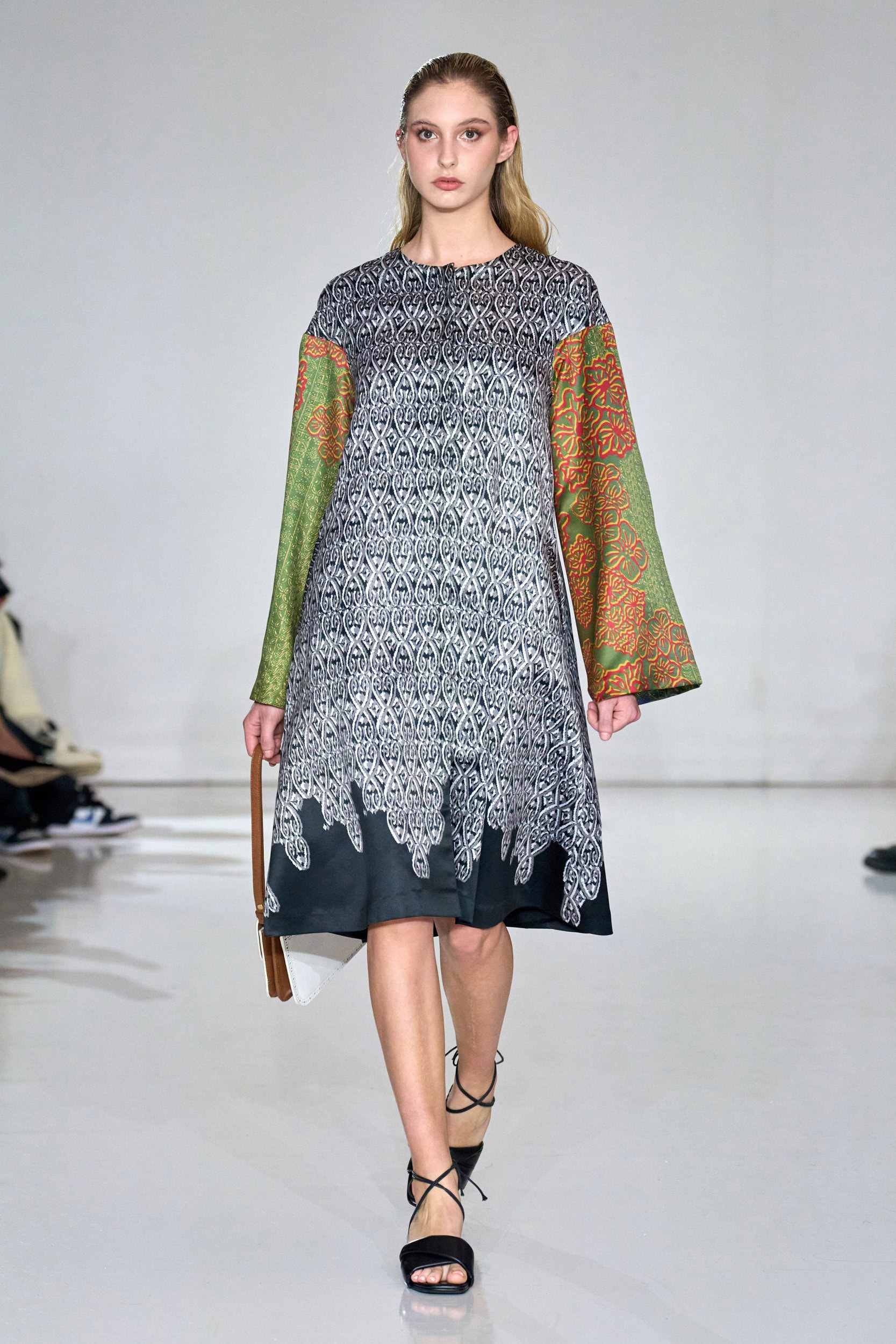 Alleira Carys Cares X Ende  Fall 2024 Fashion Show