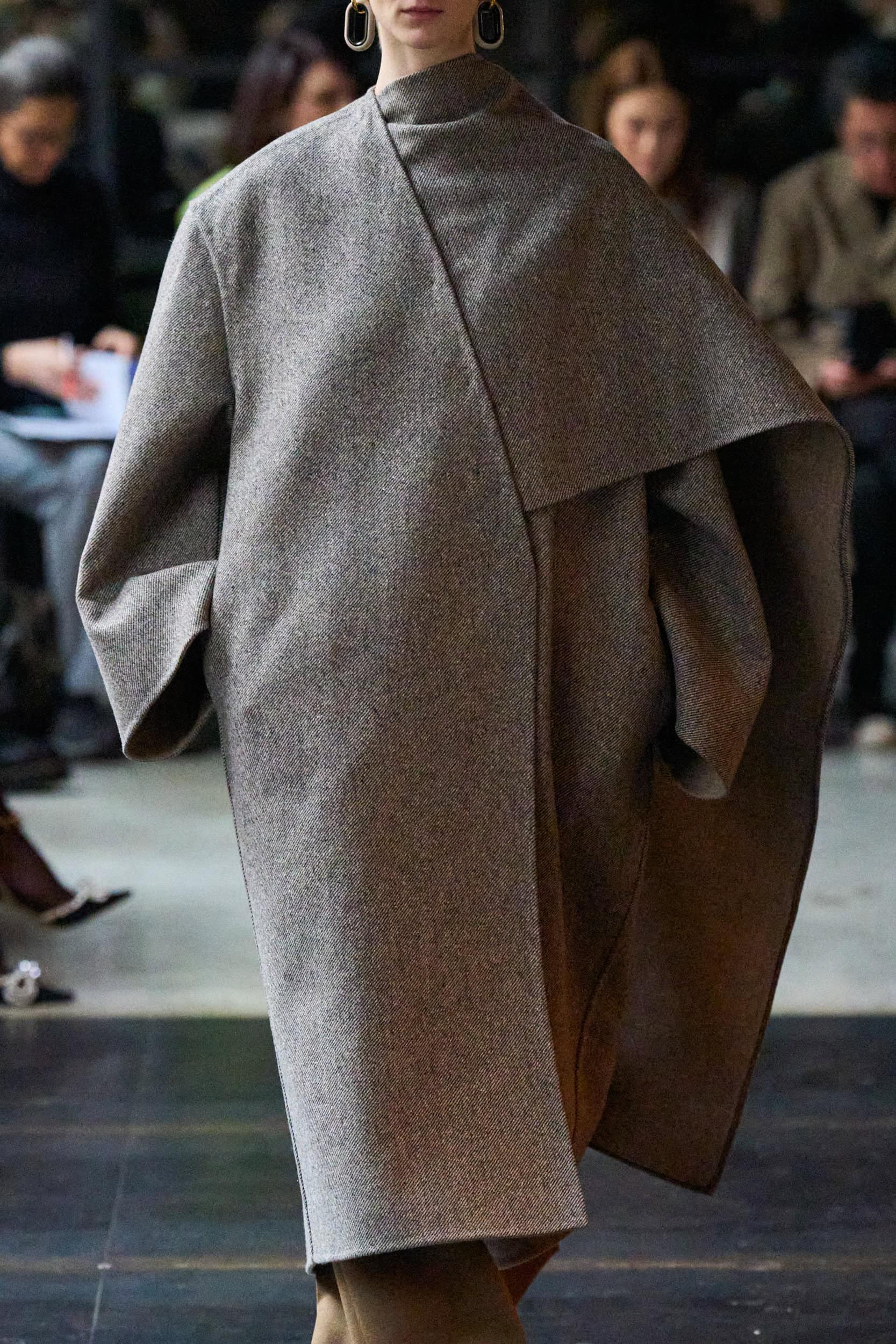 Calcaterra  Fall 2024 Fashion Show Details