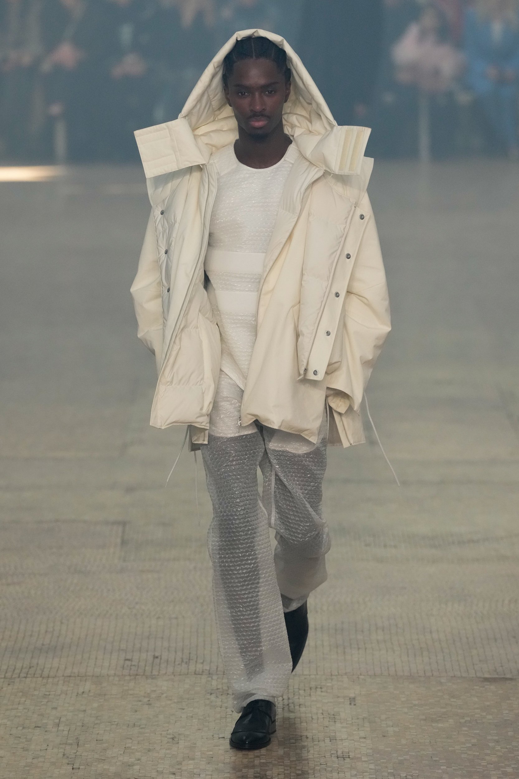Helmut Lang Fall 2024 Fashion Show Review | The Impression