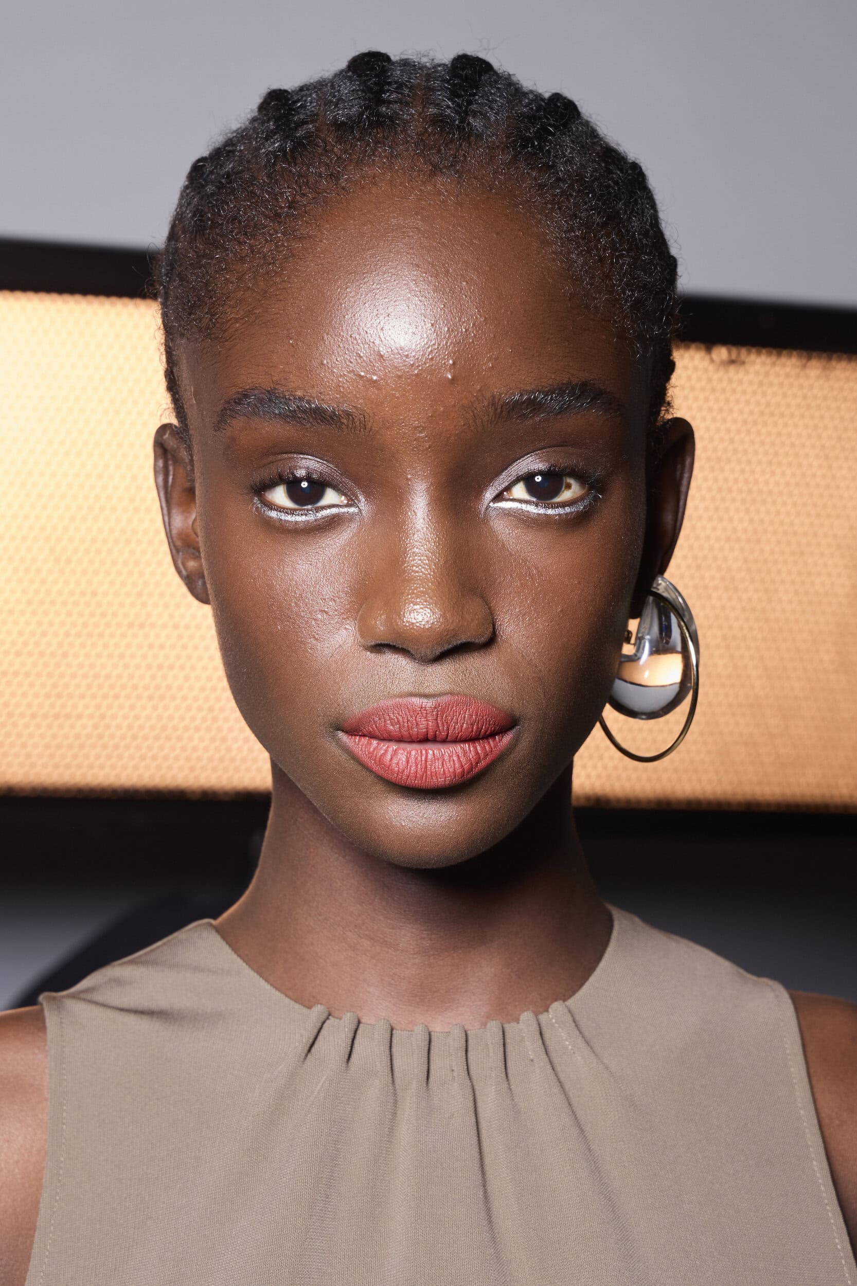 Fforme  Fall 2024 Fashion Show Backstage