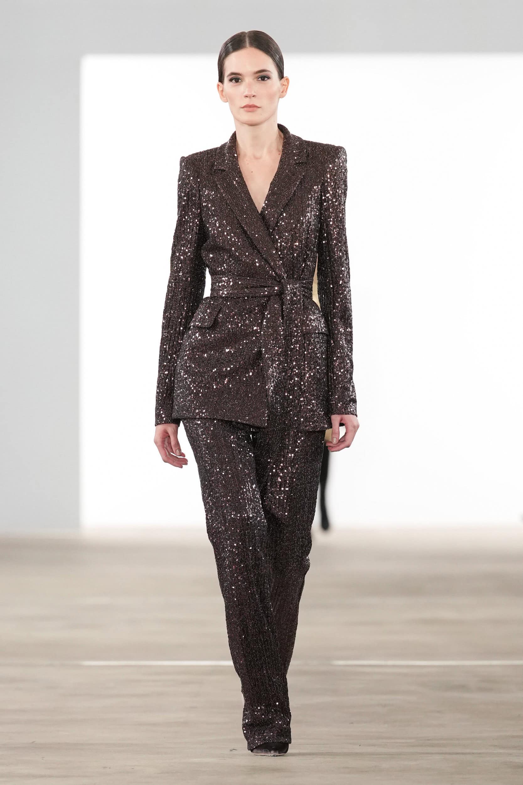 Badgley Mischka  Fall 2024 Fashion Show