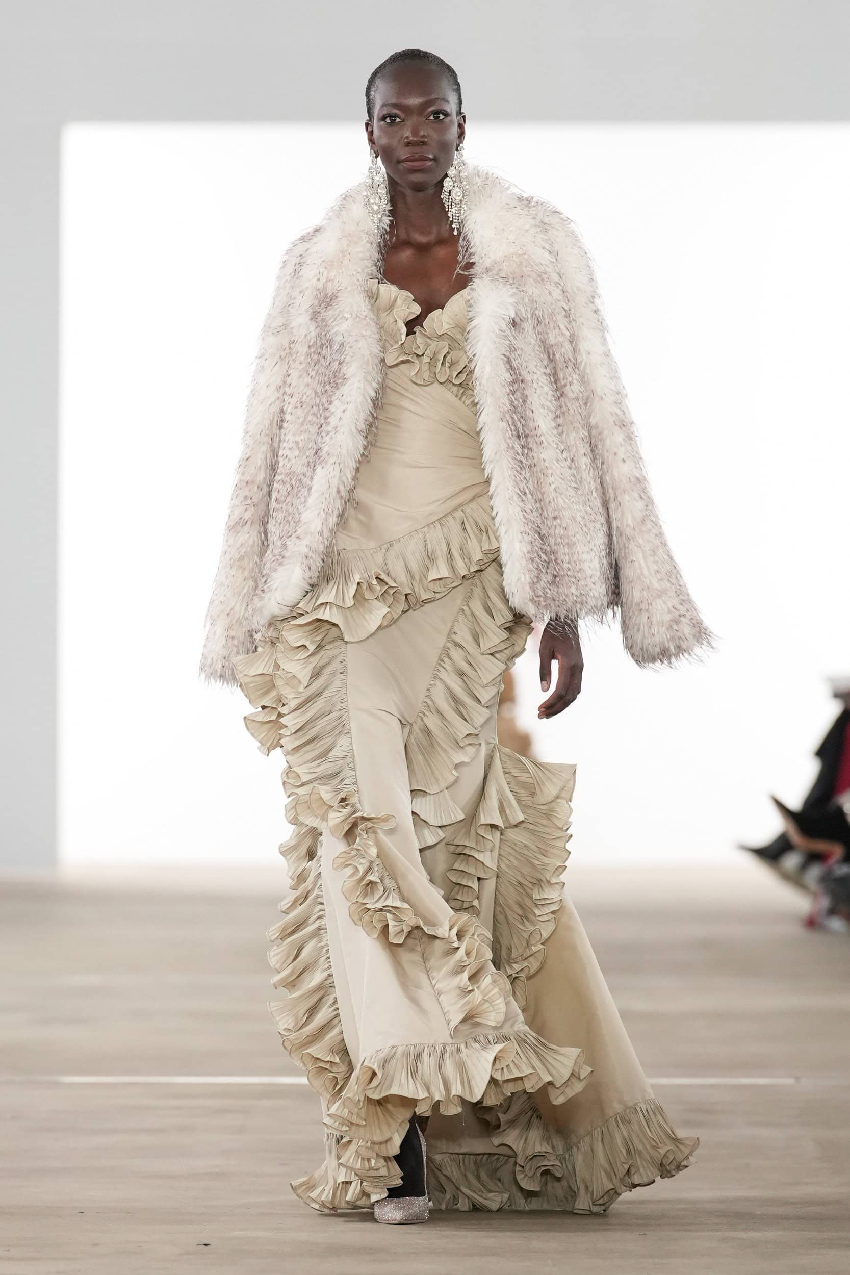 Badgley Mischka  Fall 2024 Fashion Show