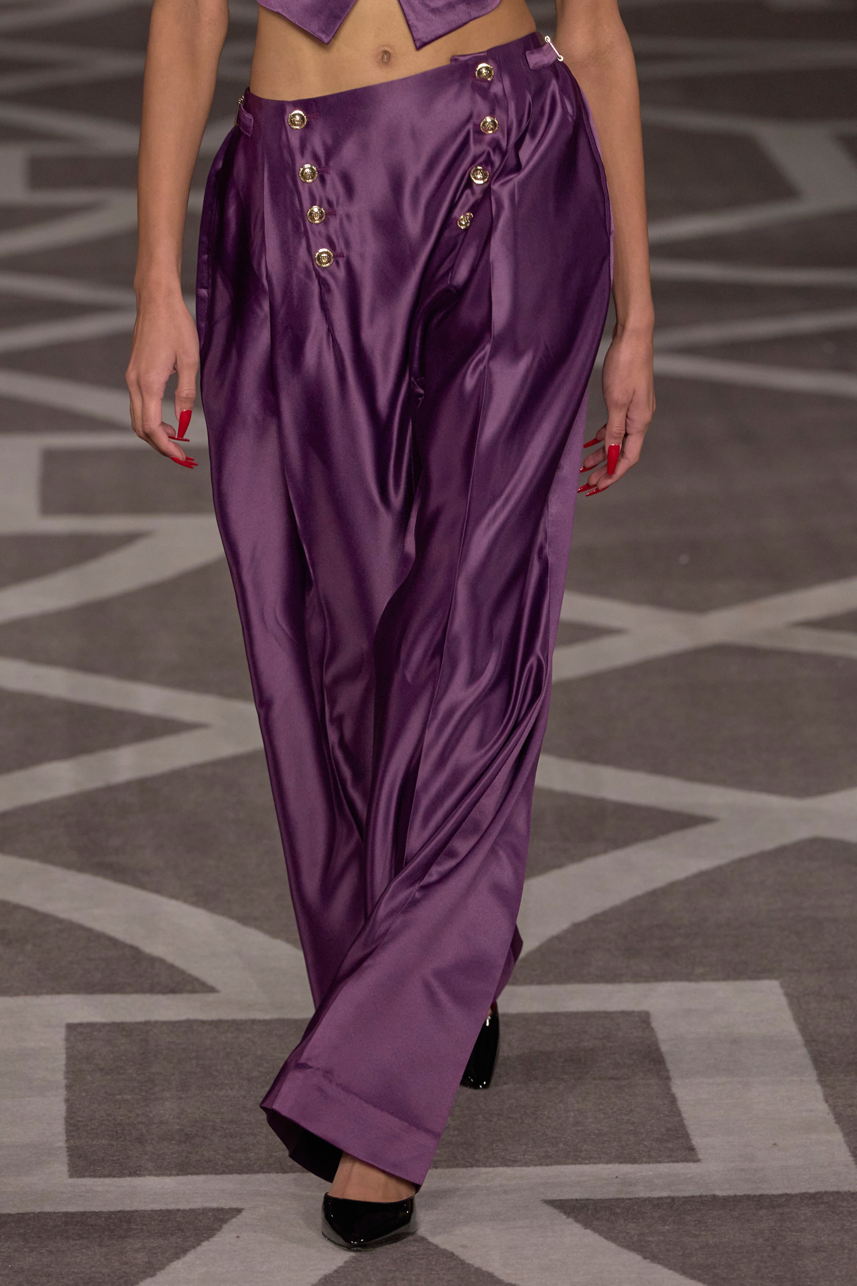Helen Anthony  Fall 2024 Fashion Show Details
