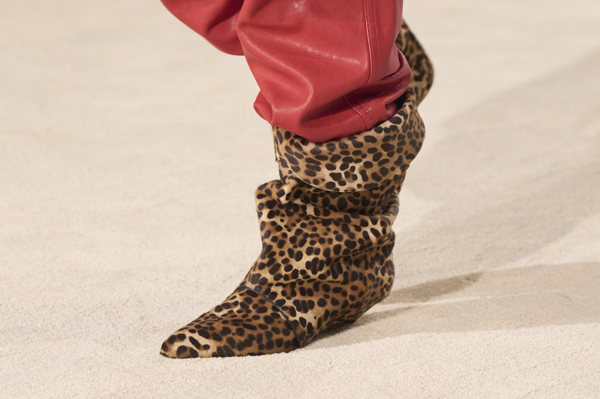 Isabel Marant  Fall 2024 Fashion Show Details