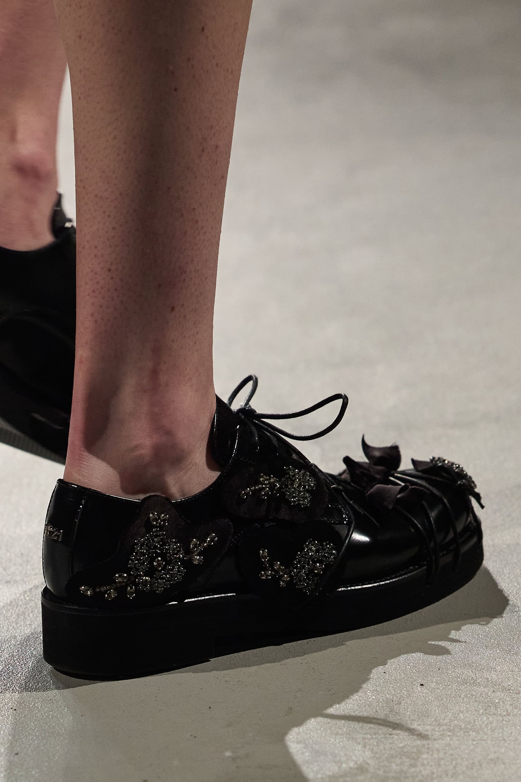 N 21  Fall 2024 Fashion Show Details