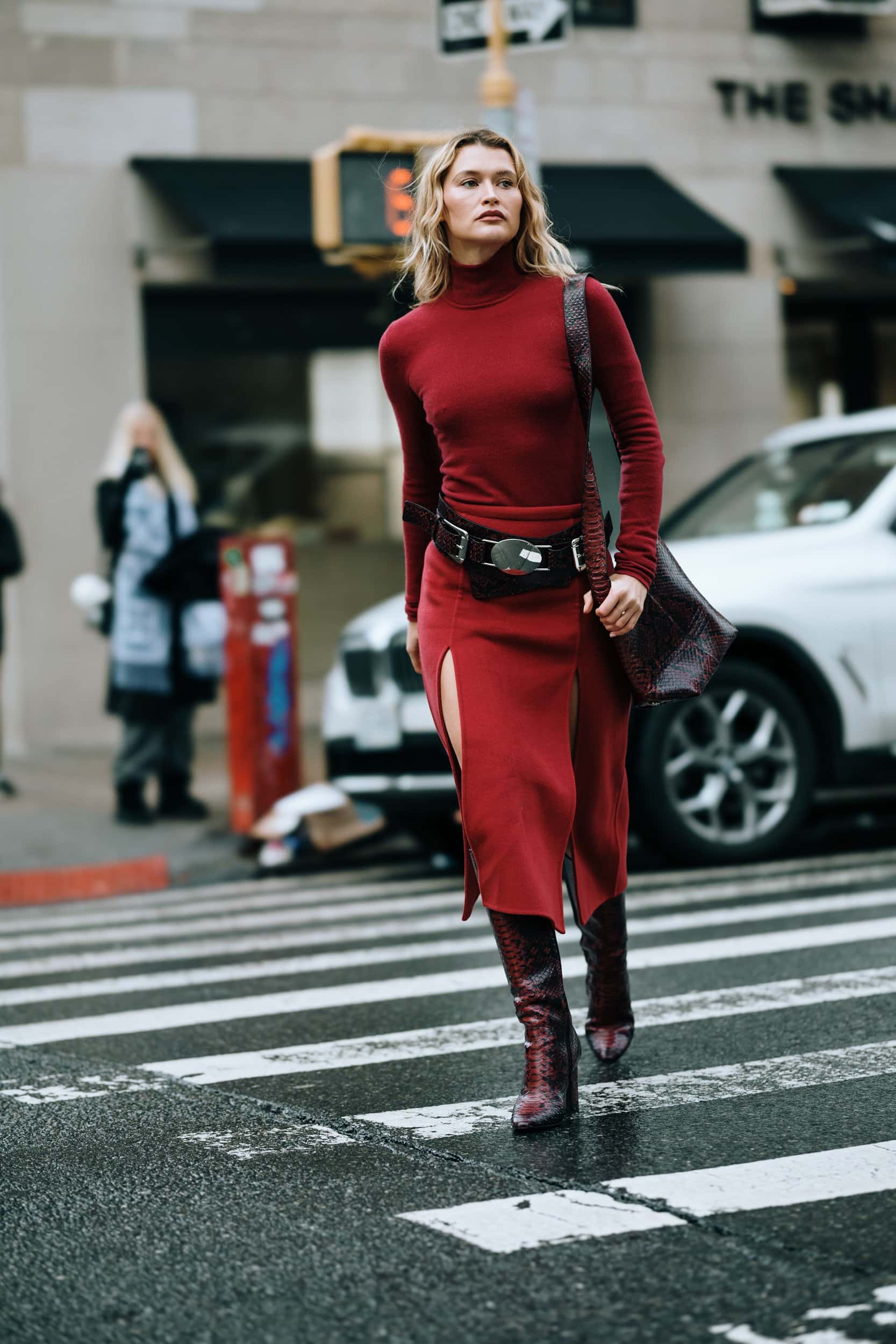Best Street Style Photos Of New York Fashion Week Fall 2024 Shows The 