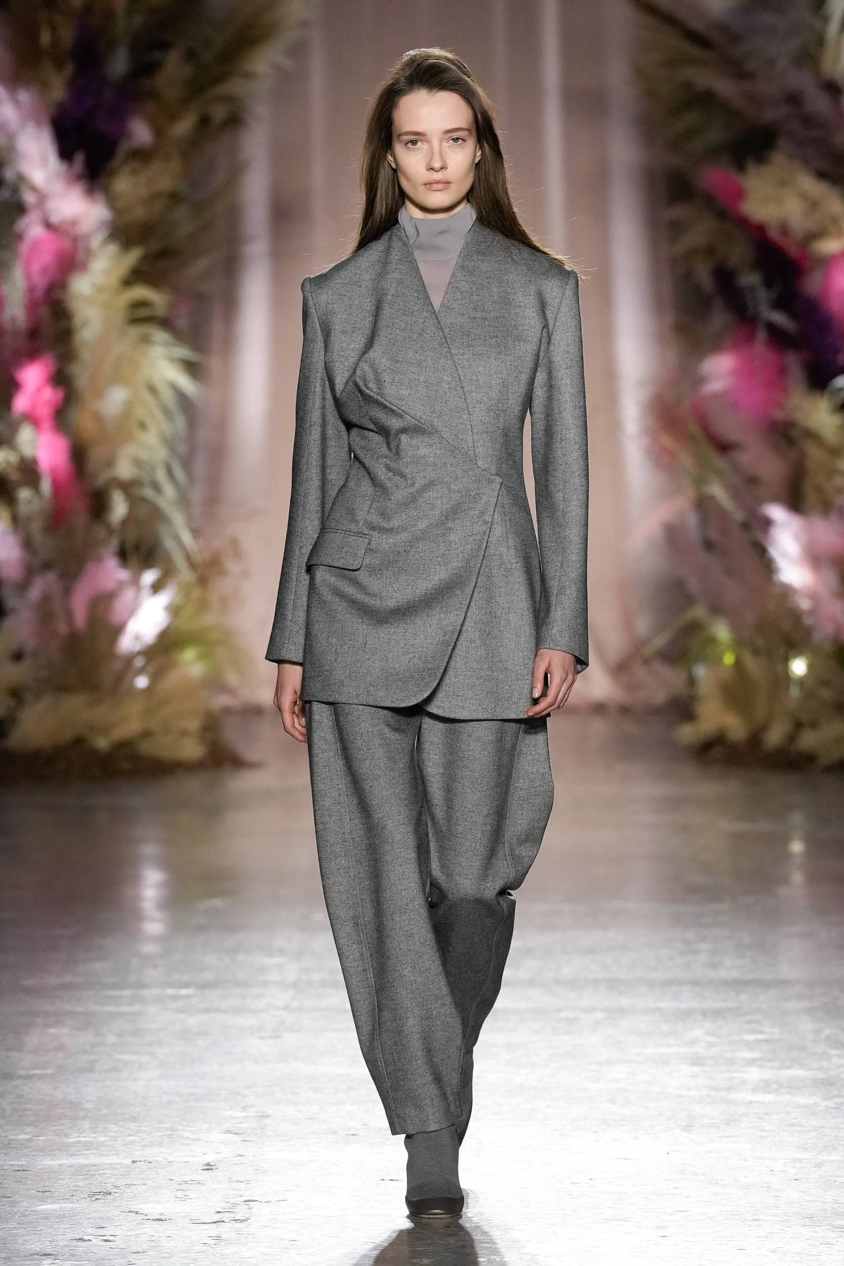 Genny  Fall 2024 Fashion Show
