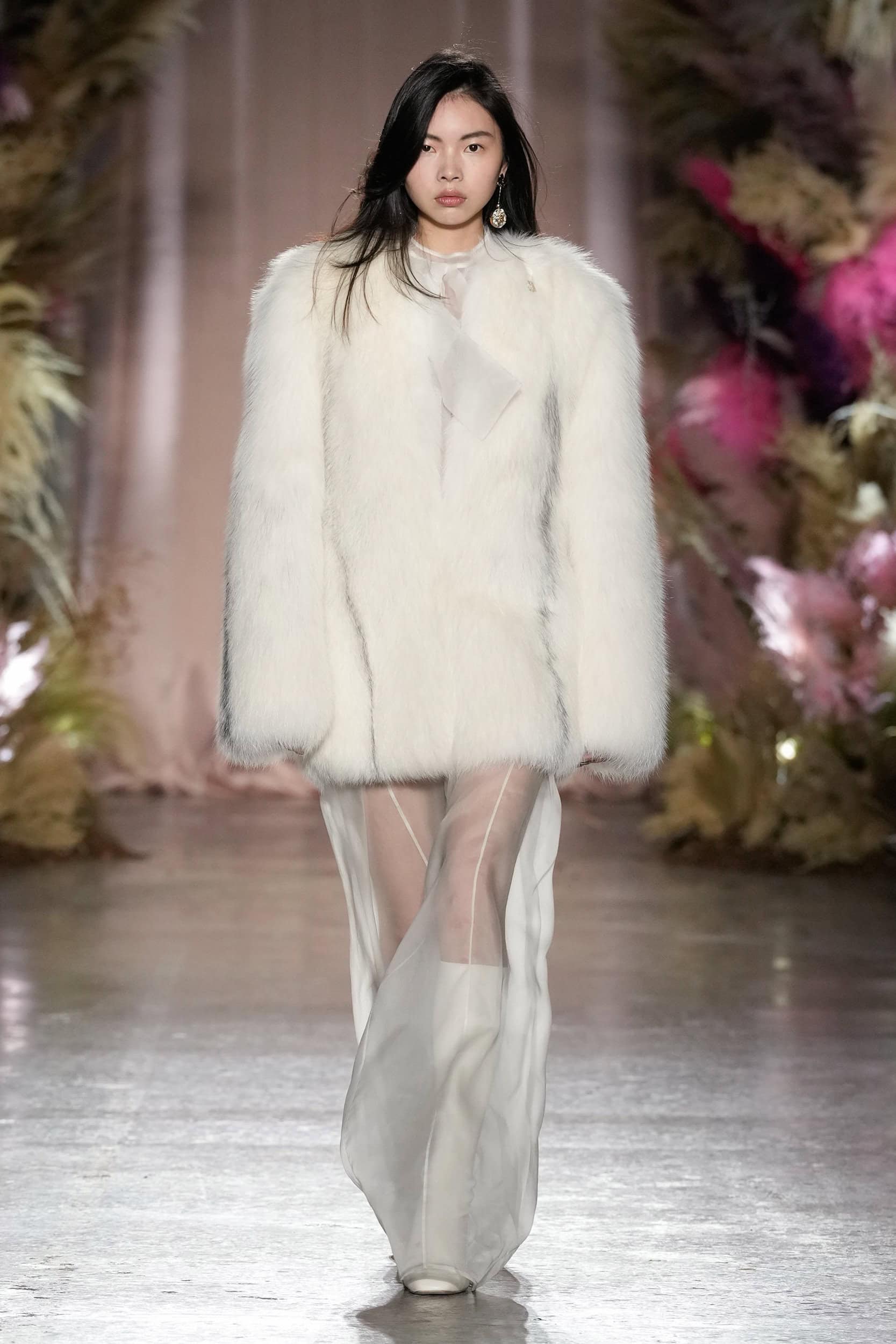 Genny  Fall 2024 Fashion Show