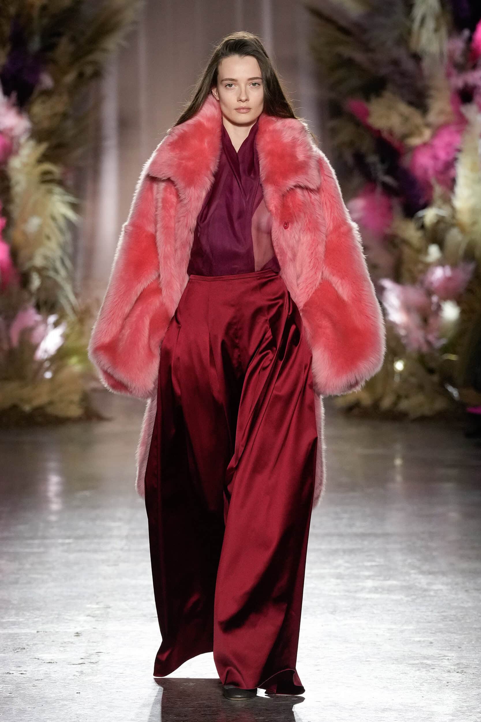 Genny  Fall 2024 Fashion Show