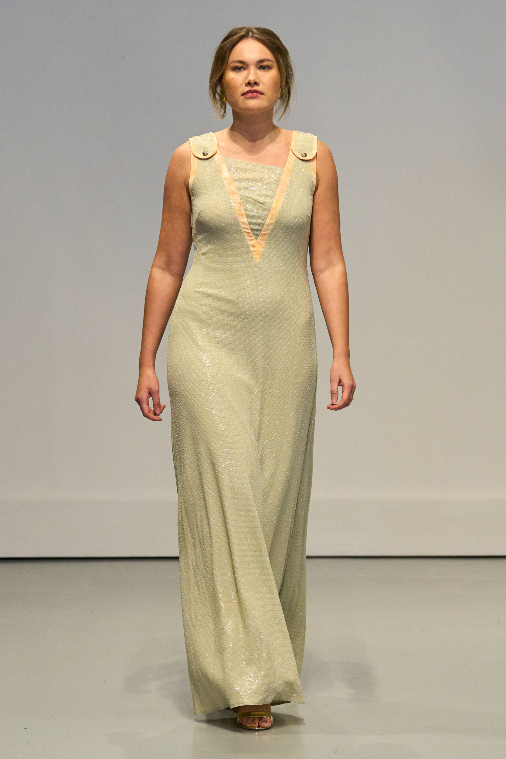 Gita Omri  Fall 2024 Fashion Show