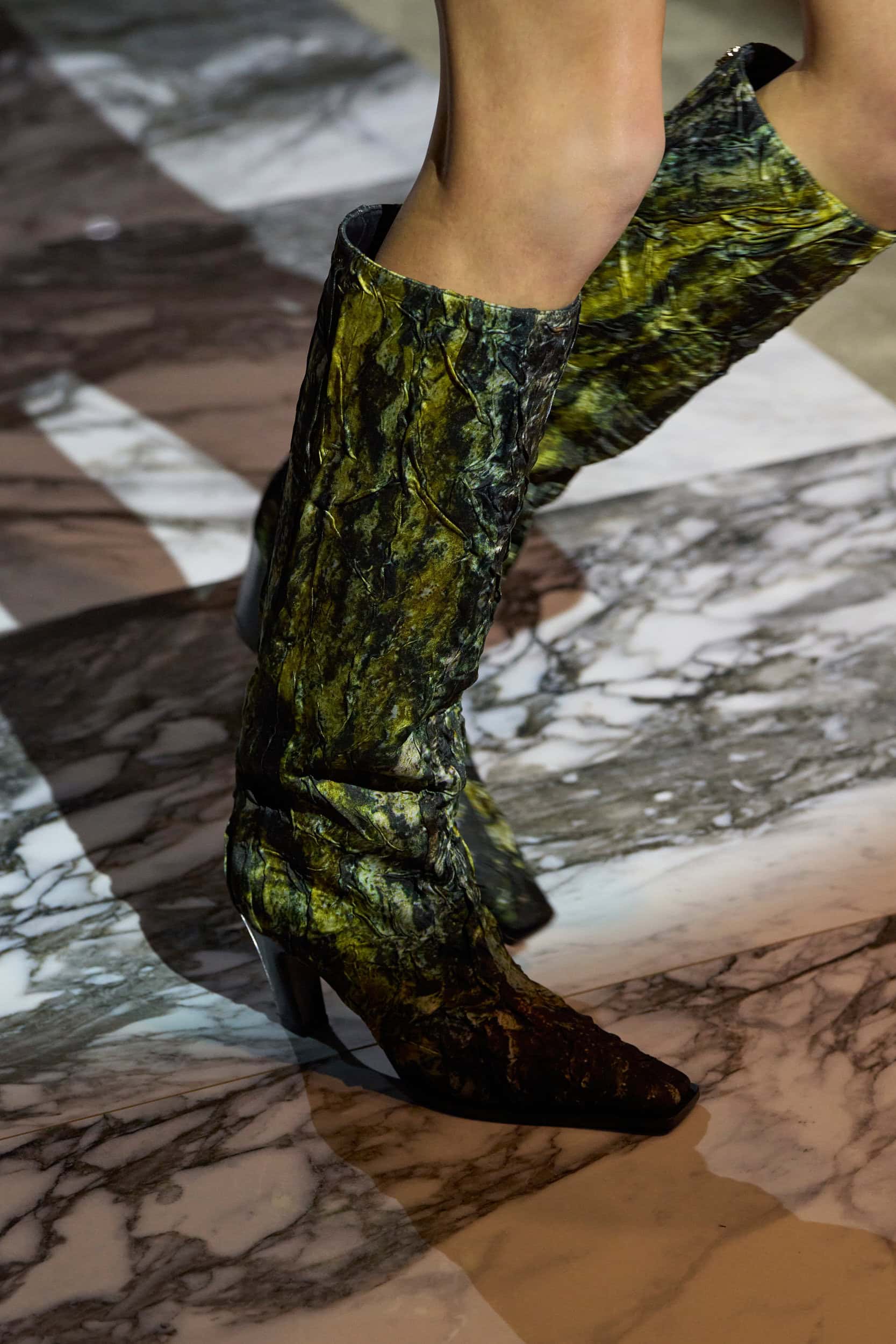 Roberto Cavalli  Fall 2024 Fashion Show Details