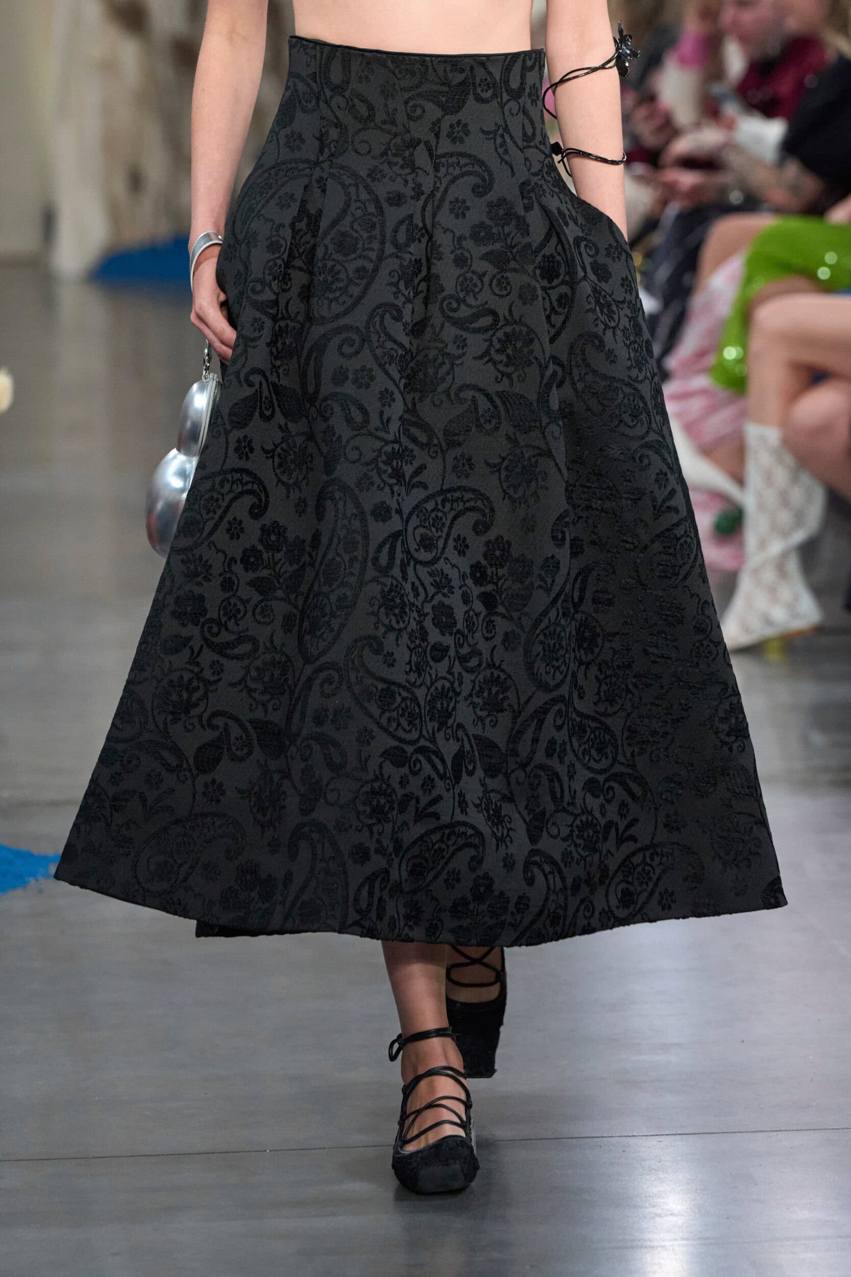 Sarawong  Fall 2024 Fashion Show Details