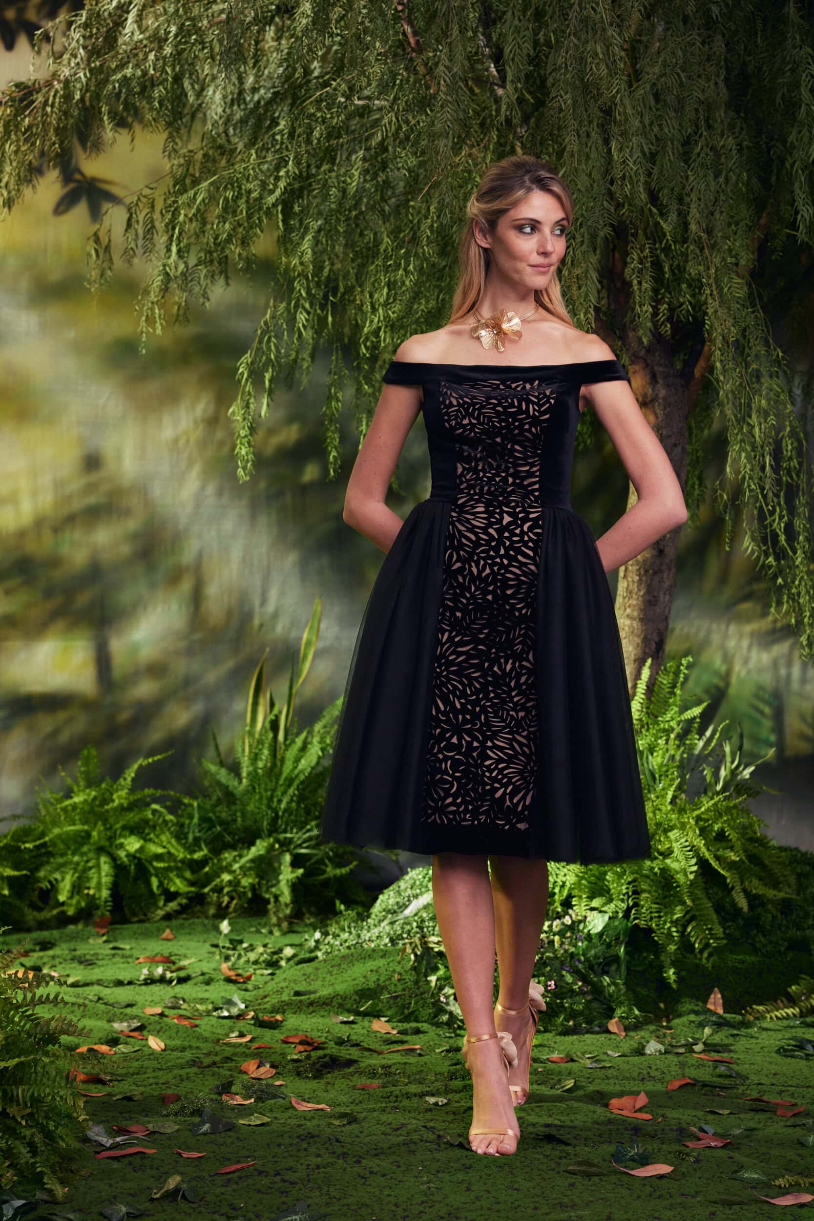 Tadashi Shoji  Fall 2024 Fashion Show