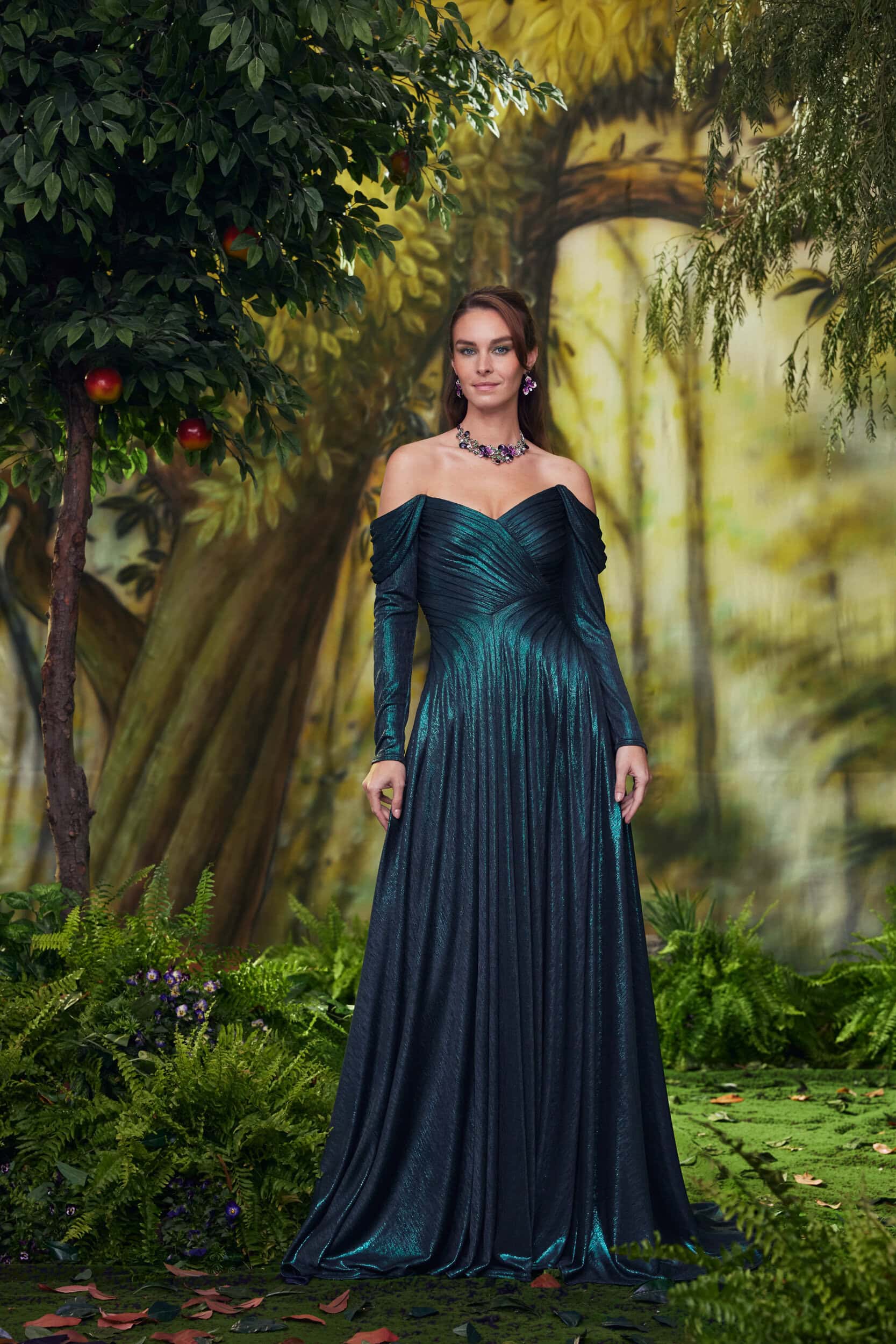 Tadashi Shoji Fall 2024 Fashion Show | The Impression