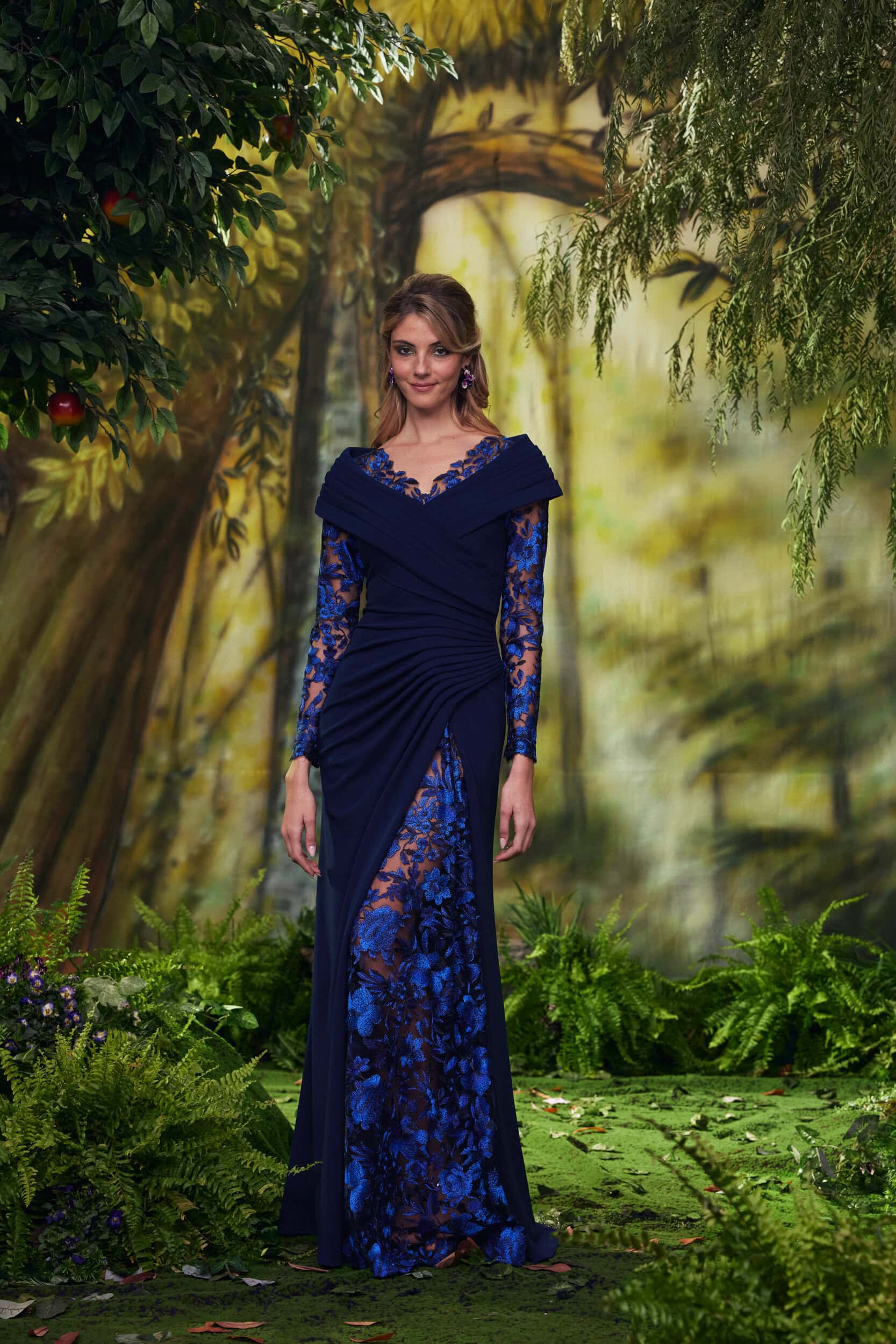 Tadashi Shoji  Fall 2024 Fashion Show