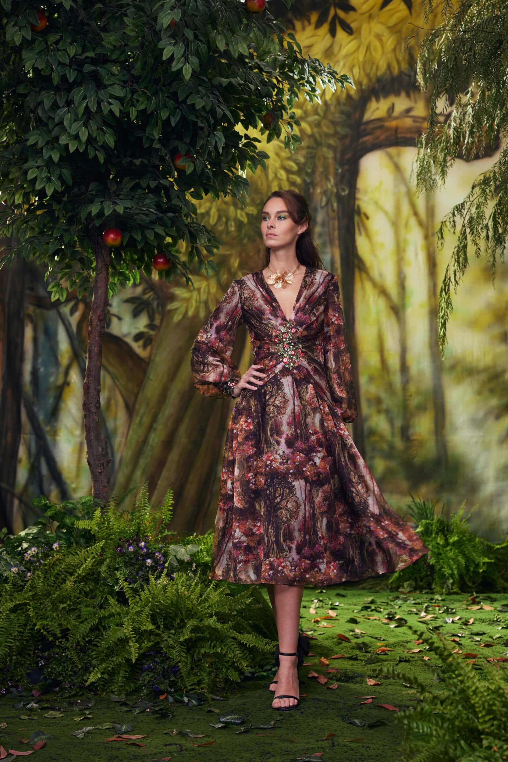 Tadashi Shoji  Fall 2024 Fashion Show