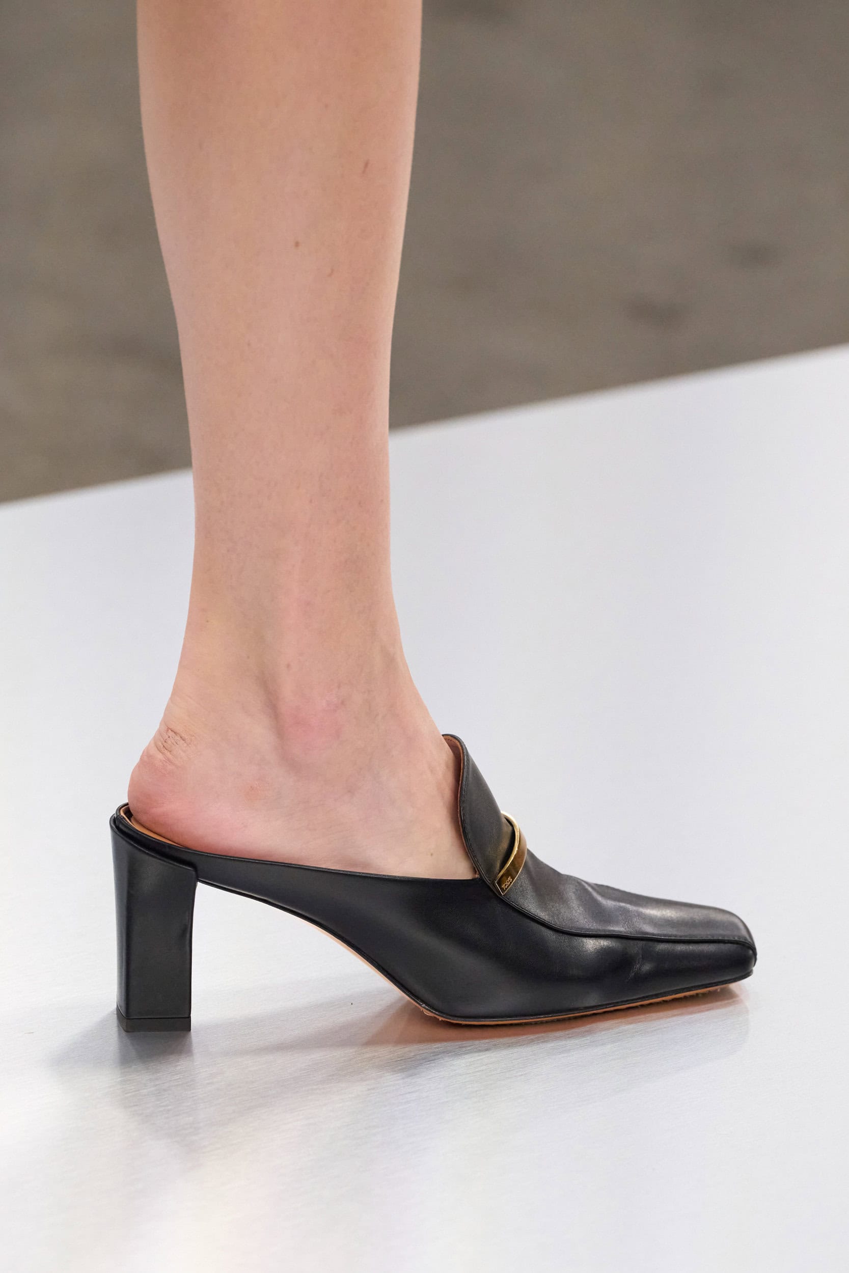 Tod S  Fall 2024 Fashion Show Details