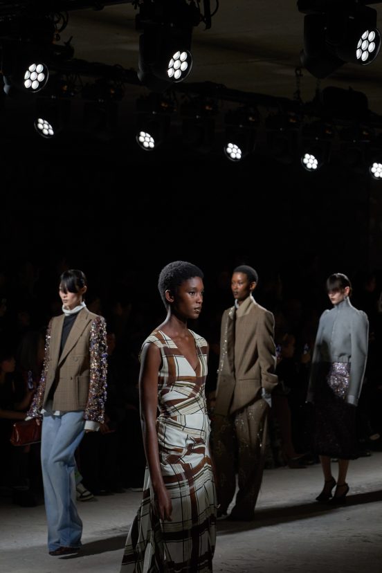 Dries Van Noten Fall 2024 Fashion Show Review