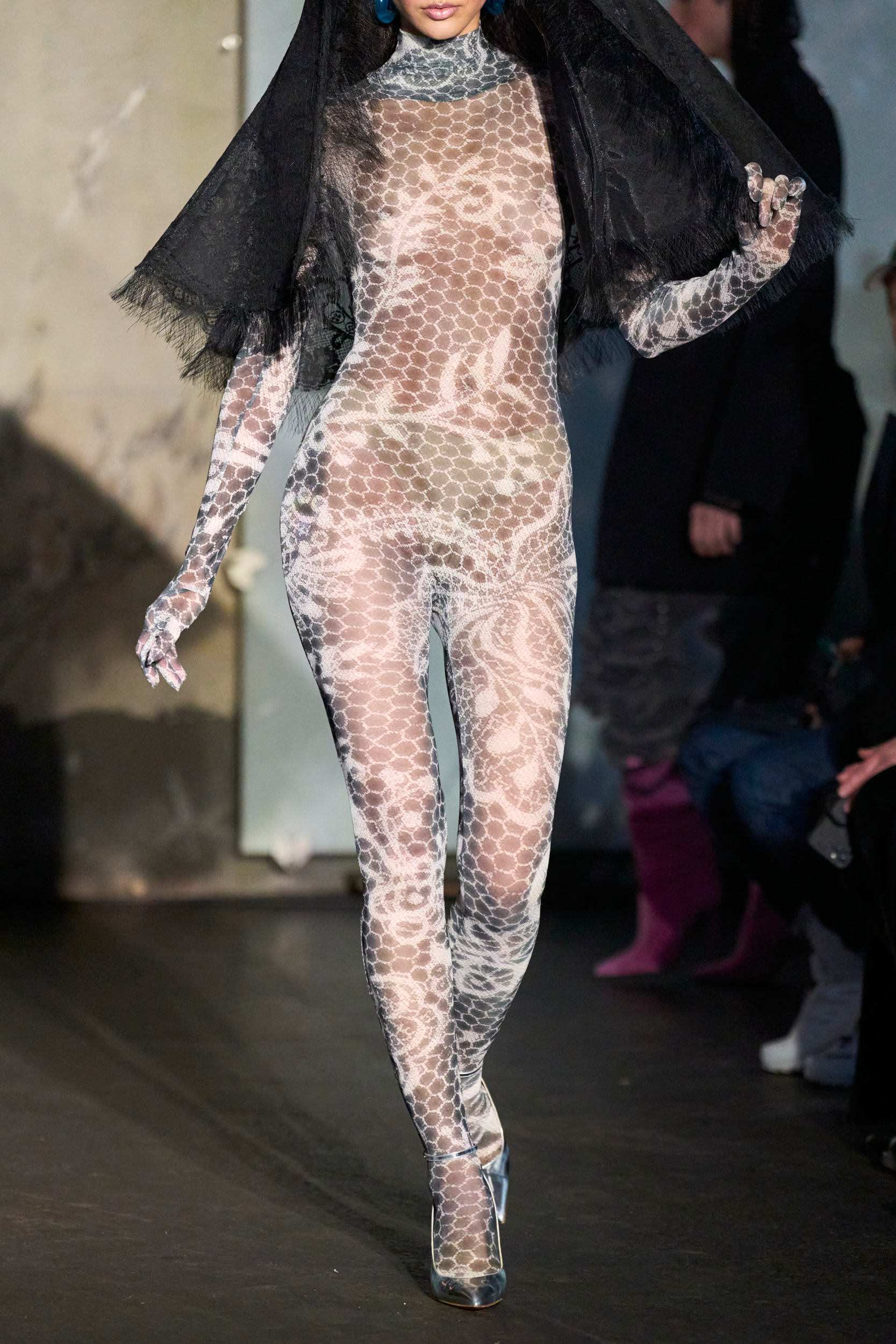 Weinsanto  Fall 2024 Fashion Show Details