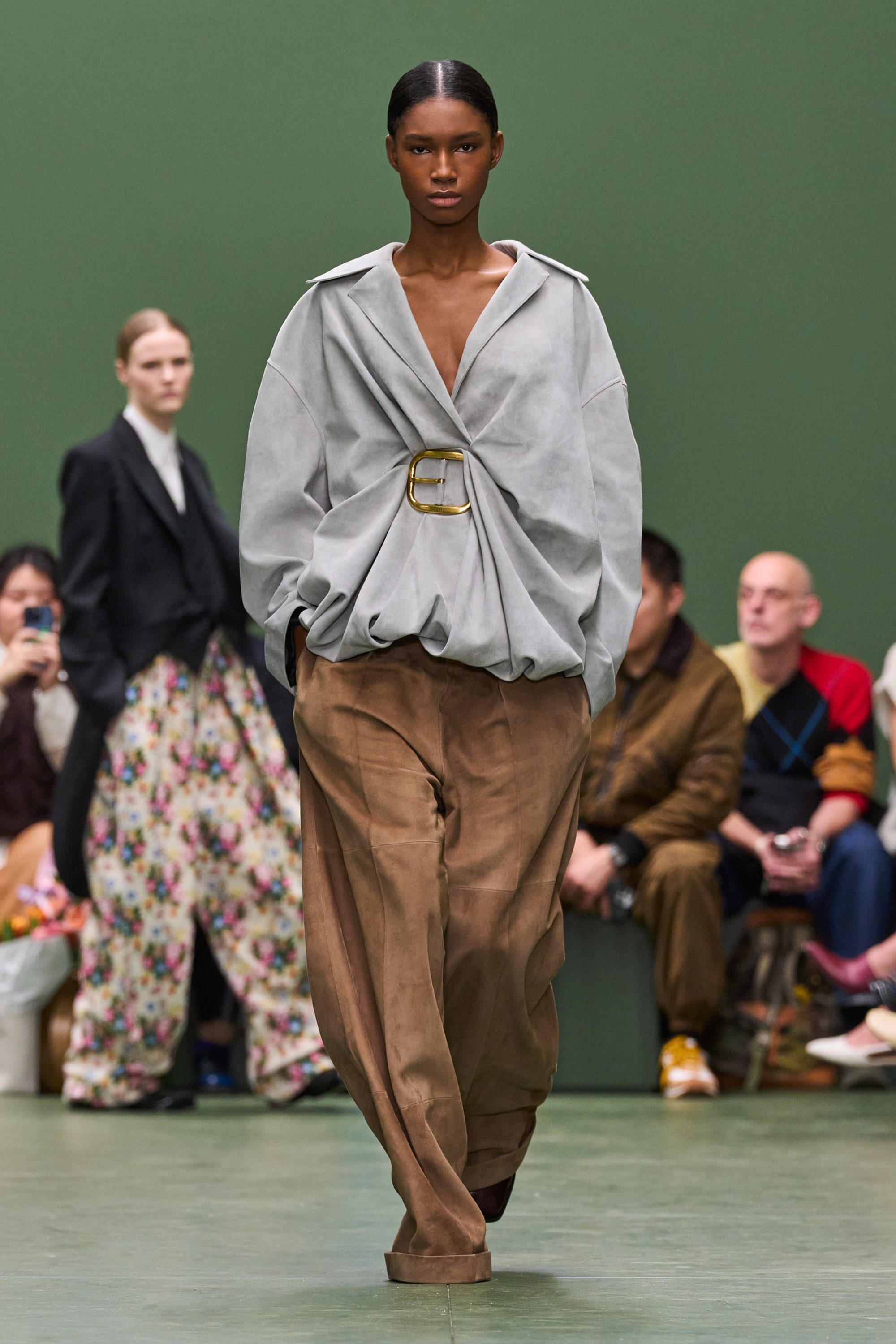 Loewe Fall 2024 Fashion Show | The Impression