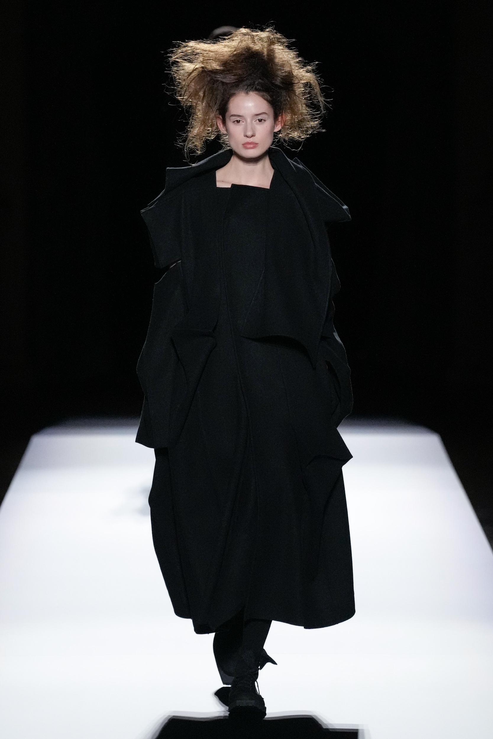 Yohji Yamamoto  Fall 2024 Fashion Show